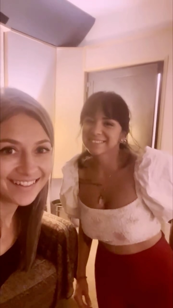 Little bts to the recording of the latest Michelle Ramos song “Catalina” 🐶 everyone says it sounds like a soundtrack to a film, which makes us very happy as the song had a very strong meaning to begin with and it’s tied to something very important to Michelle.. make sure you go check it out and tell us what you think.
🎼“Catalina” - Michelle Ramos, Fraiah
Out now on all the platforms.
Recorded at @marc_tena_aguade, performed by @michelleeramos.c, @laurababe_doomguy_fraiah , @mayasunyer
Mixed and mastered at @marc_tena_aguade