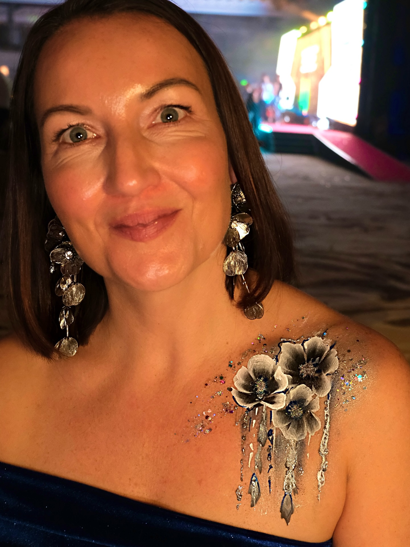 The Personnel Today Awards was the perfect setting for our spontaneous adult face painting ✨
Two of our talented artists worked live, creating intricate designs that complemented the black tie evening perfectly. The face art added a touch of elegance and whimsy to the night, allowing guests to indulge in some creative fun amidst the awards celebrations.
This format is a great fit for formal events like black tie ceremonies and awards shows 🪩