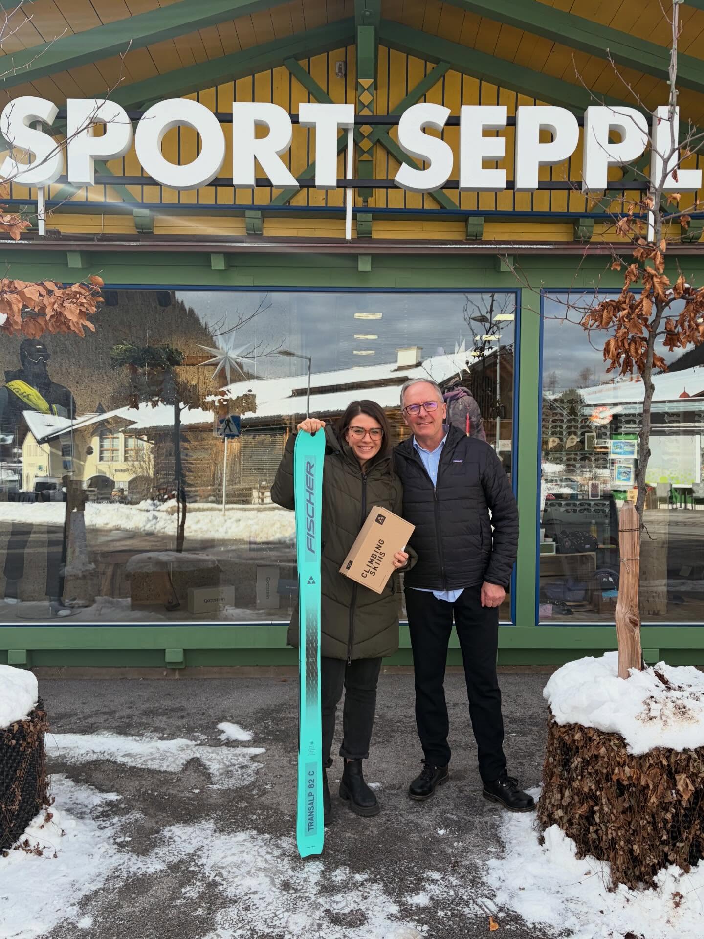 Herzlichen Glückwunsch an die Gewinnerin unseres Gewinnspiels. Wir wünschen dir viel Freude mit deinem neuen Tourenski! ✌️☀️⛷️