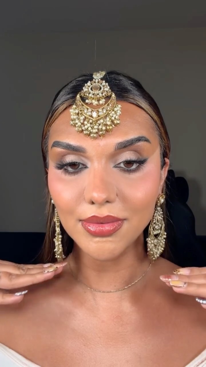 You put my hand in the cuffs, can’t touch