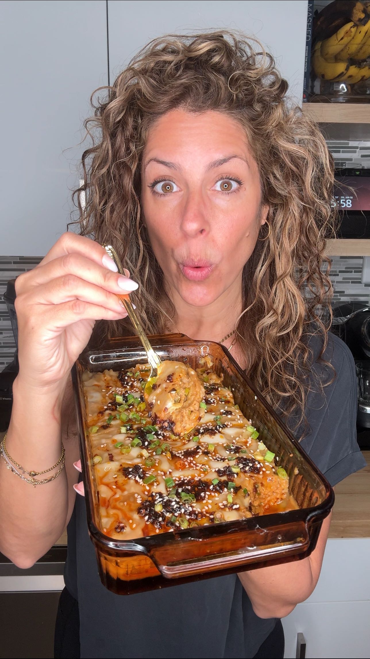 Viral Dumpling Lasagna…But Make It Vegan 🌱
Dumpling Lasagna
The easiest way to make and enjoy homemade dumplings!
Ingredients
12oz vegan ground sausage
1 tbsps minced ginger
1 tbsp minced garlic
3 tbsps soy sauce
3 tbsps ponzu
1 tsp sesame oil
1/3 rounded cup green onions diced plus more for garnish
2-3 tbsps chili crisp oil
Sesame seeds
Won ton wrappers
Small/Medium casserole dish
Directions
Preheat oven to 350
In a medium bowl add your sausage, green onions, ginger, garlic, soy sauce, 2 tbsps ponzu, sesame oil and 1 tbsps chili crisp oil
Mix well
Dip one wok ton wrapper into a bowl of water until fully drenched to soften
Place into the bottom of your dish
Repeat until bottom is covered
Take half your sausage mix and spread on top
Once spread evenly do another layer of wonton sheets
Add remaining sausage and spread evenly
Finish with one last layer of wonton sheets
Place dish inside of a large dish*
Pour a little water on top of your layer of wontons to keep is moist
Pour water into large casserole dish so your dish is surrounded by water
Cover entire dish with foil tightly
Bake/steam in preheated oven for roughly 30-35 minutes
Remove from oven and carefully remove from larger casserole dish
Garnish top with remaining ponzu, chili crisp oil, sesame seeds and green onions
Serve and enjoy!
*ultimately if you have a steam method you can just steam for 30 minutes