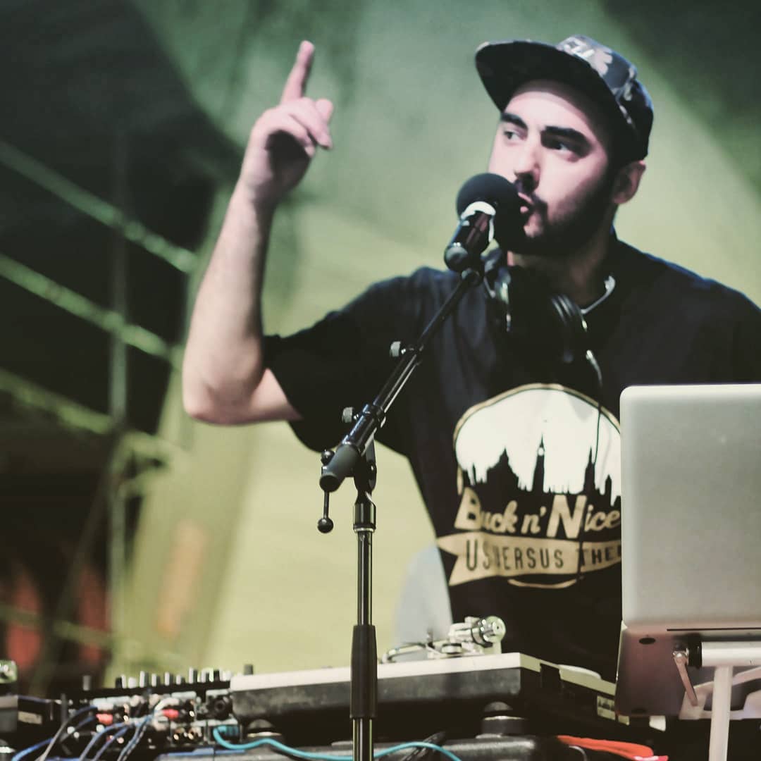 @hevve and the crew @houseofpaint festival in Ottawa .
.
.
.
. #photographylife #creativeentrepreneur #visualscollective #clickmagazine #shootandshare #photooftheday #livemusic #concertphotography #musicphotography #bandphotographer #concertphotographer #gigphotography #musicismylife #musicphotographer #gigphotographer #concertjunkie #concertphoto #graffitiart #urbanart #cityart #streetart #streetstyle #musiclover #musiclife #musicians #bestband #musicflow #musicislife #songwriters #audioloveofficial