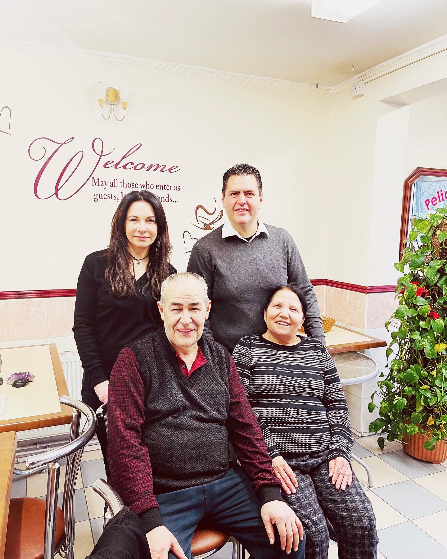 The global pandemic has given us many vital life lessons, and one of the most important is to not take the good things we have created in our society for granted. Enjoy the pleasures of socialisation, friendship and companionhip, for living in a world where these are restricted is painful. Into this, the changing face of our part of North London, Cockfosters, Oakwood and Southgate has provided ChefMéd an extraordinary opportunity.
The locally renowned and excellent Pelican Cafe, that has provided a happy place in Oakwood for nearly 100 years, has closed its doors, with the retirement of the amazing duo Eyup and Gurcu Acun. The Cafe culture that has transformed the Cockfosters Road has begun its latest venture: the metamorphosis of the historic cafe into an avant-guarde Italian Restaurant, Lizzie's Cucina.
Named after the daughter of Franca Bongiorno Roberts, founder of Growing Up Italian in the UK, we aim to bring you the formidable of Italian cuisine and food culture, under the expert eye of Sicilian Chef Carmelo Carnevale. We hope this wonderful opportunity we have been given will mean we can deliver the very best of restaurant food and ambiance in one of North London's most aspiring communities, just a few meters from Oakwood Station #northlondon #oakwood #chef #carmelocarnevale #francabongiornoroberts #chefmed2019 #lizziescucina