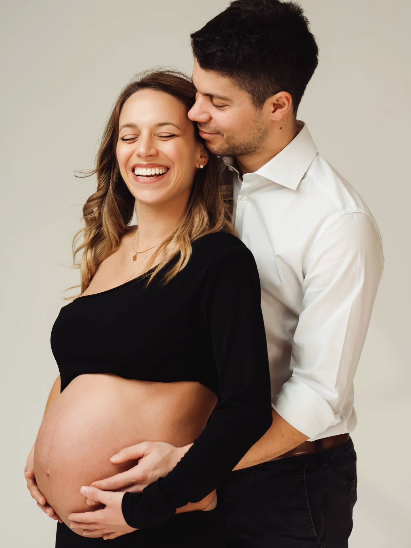 Another beautiful pregnancy story told through my lens.
#pregnancy #pregnancyphotography #luganofotografo