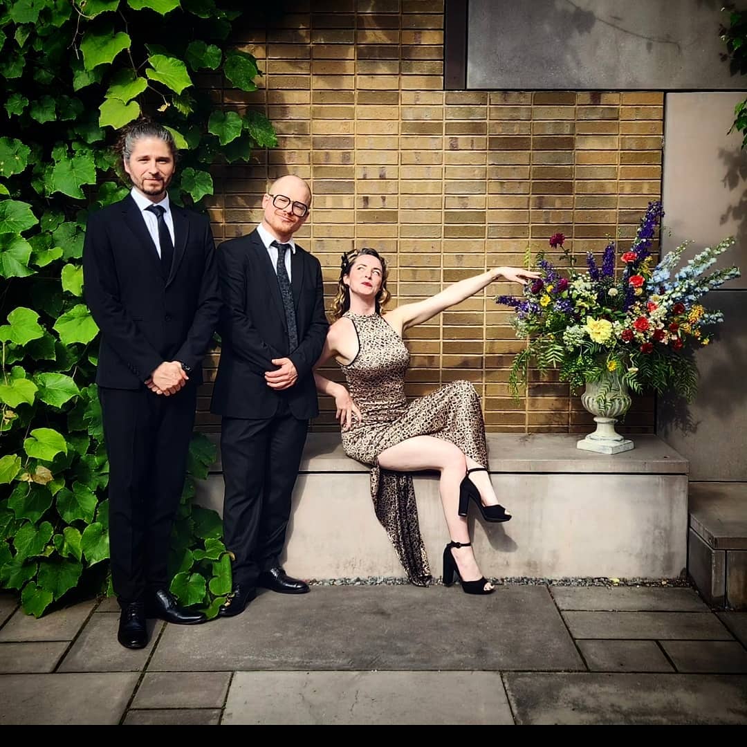 Congratulations to Aubree and Sigal! A beautiful #bushwickwedding last month with my Austrian #bruders (Brothers)!!! #loveisdefinitelylove
#happyjunewedding #happypride #wealllaughedandcried #bestprocessionalsongever #letsgetmarried #carrollhall #carrollhallgarden #bellatonic #wherejazzmeetspop #bellatonicmusic #brooklynlove #brooklyn