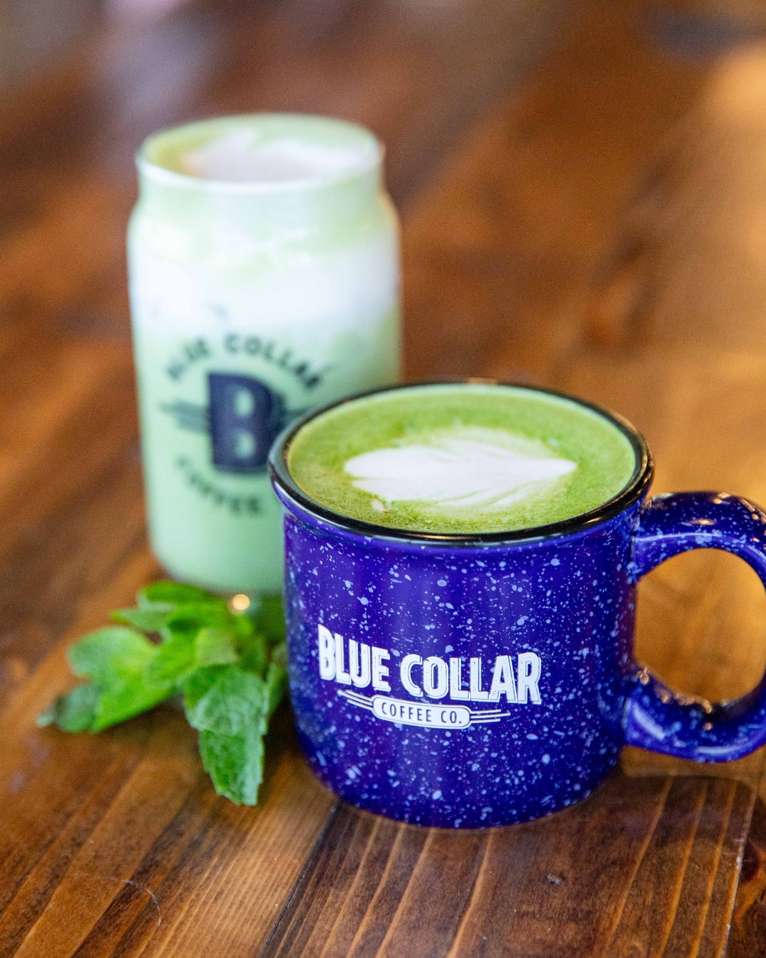 Winter, but make it matcha. ❄️🍵
The WINTER FROST MATCHA LATTE can be made hot or iced topped with cold foam.
Available for a limited time.