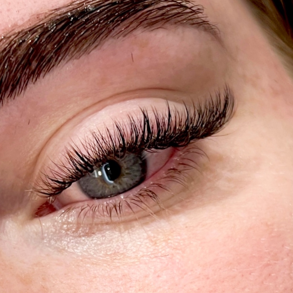 Little wispy? not too long, Cat eye ? but not too full, natural ?but noticeable ? We hear you đŻ #LashesByShreeza
Book your appointment now, Because your lashes canât book themselves đ
đShop 5 / 108 maroubra road, Maroubra. #2035
#sydneylashes #lashexpert #WakeupBeautiful