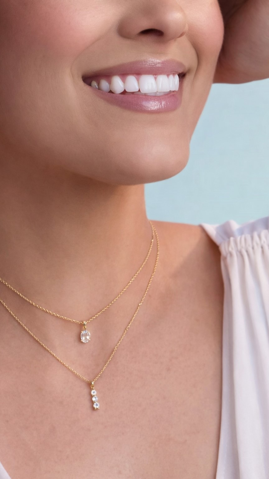 The look of love, captured in every sparkle. ✨
#diamondstuds #solitairediamond #diamondpendant #tennisbracelet #valentinelook