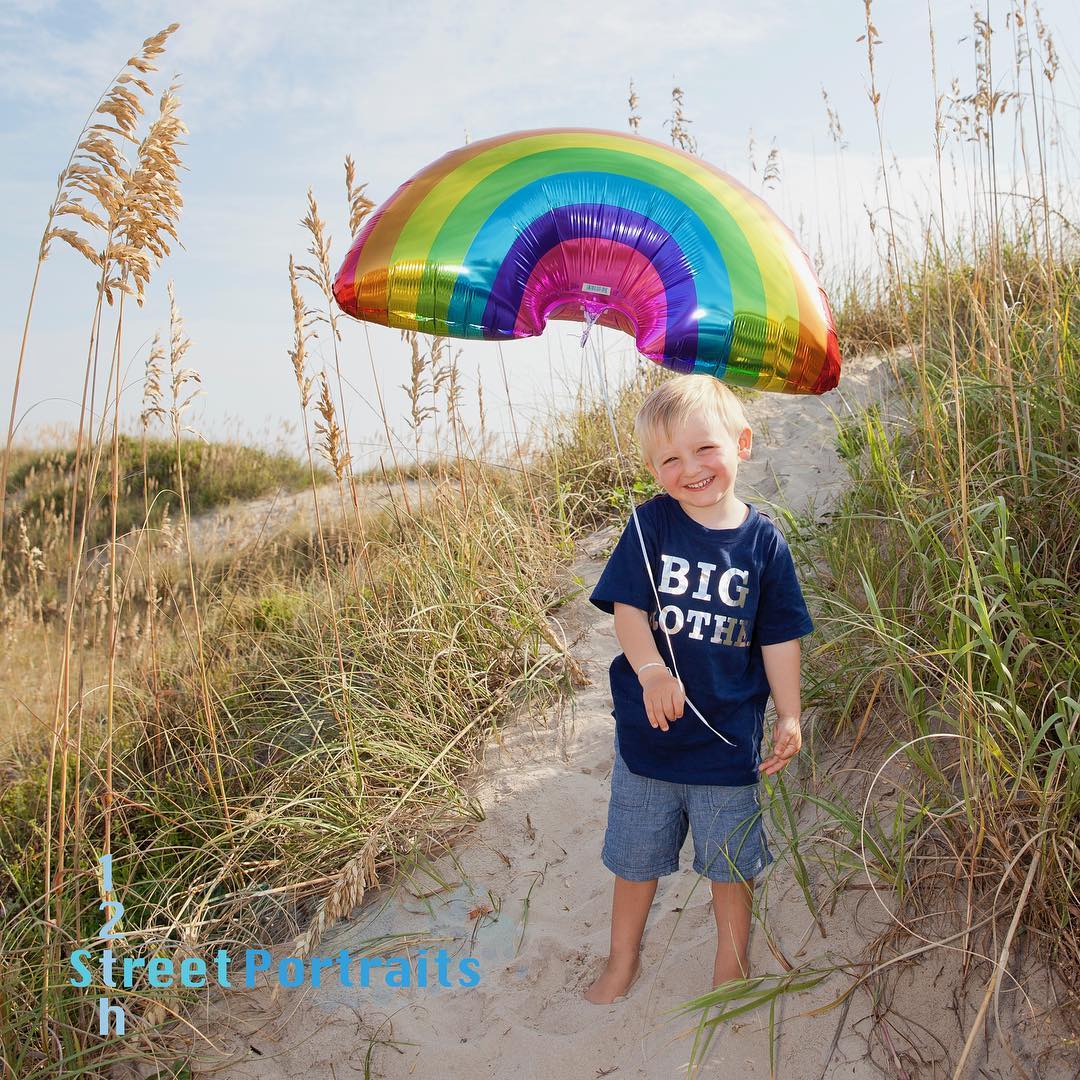 Happy Hump Day, y’all! Sending you lots of love from the OBX! #12thstreetportraits #obxphotographer #outerbanks #obx