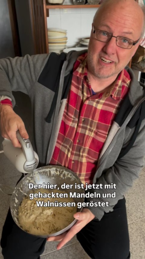 Brotbacken mit Peter 🥖
#brotbacken #leckeressen #frischesbrot