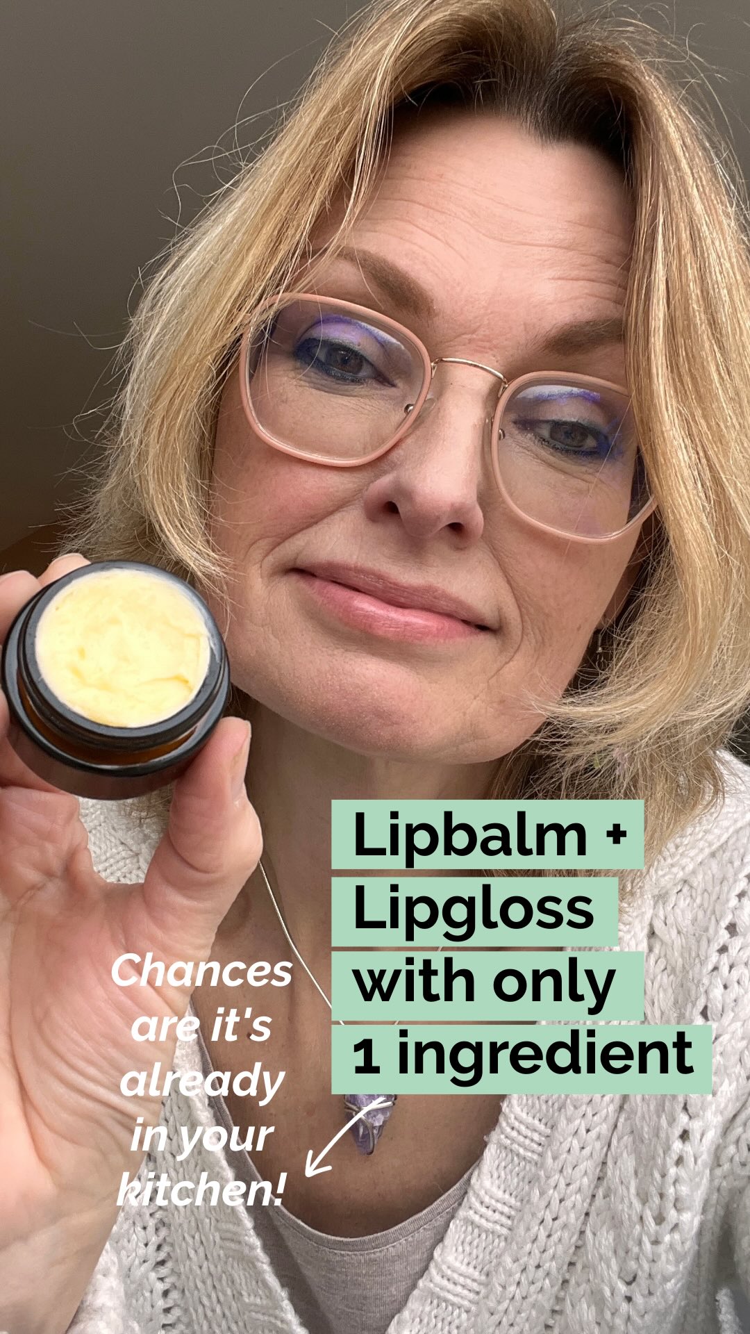 Your best lip balm is already in your kitchen: itās plain, real butter!
Just dab a little on your lips, and within seconds they feel soft, nourished and protected. And the glossy shine⦠is a perfect replacement for your chemical lip gloss.
WHY DOES IS WORK SO WELL?
Real butter contains a unique mix of:
š§Ā Fats & fatty acidsĀ ā these replenish the moisture barrier of your lips and prevent water loss.
š§Ā Vitamins A, D & EĀ ā vitamins that actively help repair and protect dry, damaged lip skin.
š§Ā LecithinĀ ā a natural emollient that soothes the skin and helps lock in moisture.
š§Ā CholesterolĀ ā yes, that one! It works together with the fats to strengthen your lip barrier.
Together, these natural ingredients form a cocktail that hydrates, repairs and protects ā without a single artificial ingredient.
WIN-WIN
š° Cheap⨠ā
100% natural (no toxic ingredients, no preservative needed!) āØš Already in your house
āļøIMPORTANT:
Donāt use margerine, which is a processed product, made from vegetable oils with added artificial ingredients like emulsifiers and preservatives. Real butter is made from churned cream and contains natural fats, vitamins and nutrients.
So, bye bye storebought lip balm.
Hello, butter.
š Follow @helloherbal.world for tips, recipes and DIYs to live life naturally
#RealButter #NaturalLipCare #DIYLipBalm #DryLips #CleanBeauty #NaturalBeautyTips #LipCare #NoToxins #OneIngredient #toxicfreeliving #NaturalRemedies