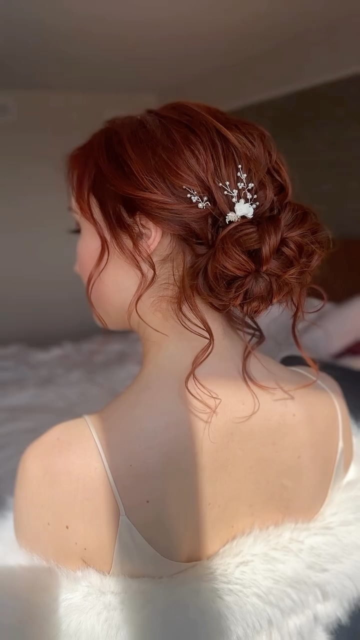 Let's create a romantic low bun for my bride Gillian.
The muse: @gillianfoxglove ✨
Products:
@kykhaircare @schwarzkopfusa @schwarzkopfusa @ghd_northamerica @ghdhairpro @aiirprofessional @hottoolspro @taiffbrasil @designmehair
For @brushedbeautyllc_
Venue @cloisterscastle
Soft, romantic, and timeless. this low ethereal bridal bun is all about effortless elegance. Delicate texture, loose face-framing pieces, and a touch of sparkle make it perfect for the modern romantic bride
Bridal hair + makeup by Alexandra Weddings Co | Laken Reno
Based in Baltimore, MD — serving the DMV + beyond
To book, complete the inquiry form in bio 💌
#BridalBun #RomanticUpdo #LowBridalBun #SoftBridalUpdo #TexturedUpdo #BridalHairstyleInspo #LooseUpdo #EffortlessBridalHair #SoftRomanticUpdo #texturedbun #LowTexturedBun #MessyBridalBun #BridalBeauty #WeddingHairInspo #DMVBrides #BaltimoreBrides #BridalHairGoals #ModernBride #RomanticBride #TimelessBridalStyle #DMVMakeupArtist #DMVHairstylist #BaltimoreHairArtist #MarylandBridalStylist #LuxuryBridalBeauty #BridalHairAndMakeup