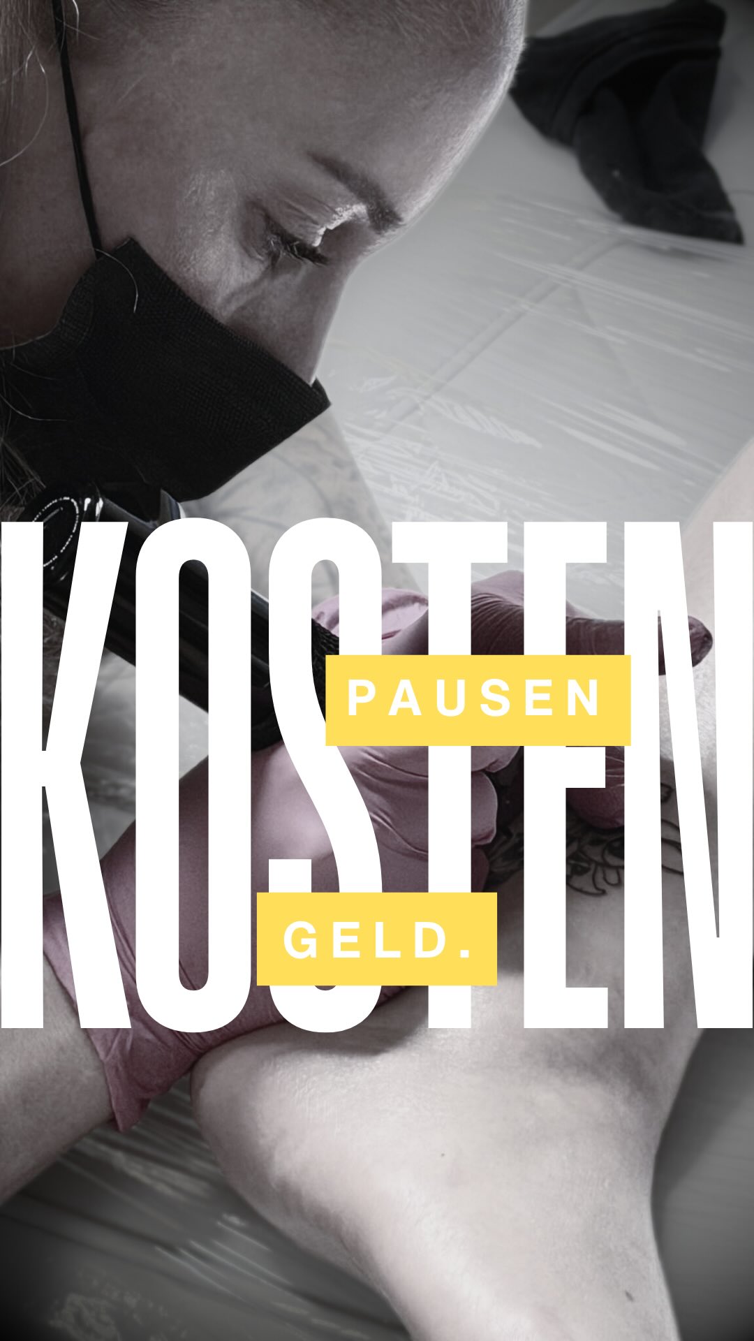 Warum Pausen bei mir ganz normal mitberechnet werden.
Das hier ist keine Rechtfertigung.
Es ist eine Erklärung.
Wenn du bei mir ein Tattoo buchst, dann buche ich diesen Zeitraum nur für dich.
Nicht halb. Nicht nebenbei. Nicht „mal schauen“.
Diese Zeit ist blockiert.
Ich kann in der Zeit niemanden anderes tätowieren.
Keinen Termin vorziehen.
Keinen Entwurf machen.
Kein Geld „nebenher“ verdienen.
Wenn du eine Pause brauchst dann machen wir die.
Ohne Stress. Ohne Augenrollen.
Du darfst atmen, trinken, kurz rausgehen.
Aber:
Meine Zeit läuft weiter. ⏳
Und das ist der Punkt, den viele nicht sehen.
Nicht böse gemeint – einfach, weil man darüber nie spricht. 🙊
In dem Stundenpreis steckt nicht nur das Tätowieren.
Sondern auch:
– Vorbereitung
– Entwurf
– Hygiene
– Material
– Konzentration
– Verantwortung für deine Haut
– und Erfahrung, die man nicht googeln kann.
Ich arbeite nicht auf Akkord.
Ich arbeite sauber. Und mit Fokus.
Wenn jemand fünf Pausen machen möchte, ist das okay.
Aber es bleibt meine Arbeitszeit.
Das ist kein „hart sein“.
Das ist fair sein – mir gegenüber und dir.
🖤
Wie empfindest du das?
Hattest du darüber schon mal nachgedacht oder ist das neu für dich?
Schreib’s mir in die Kommentare.