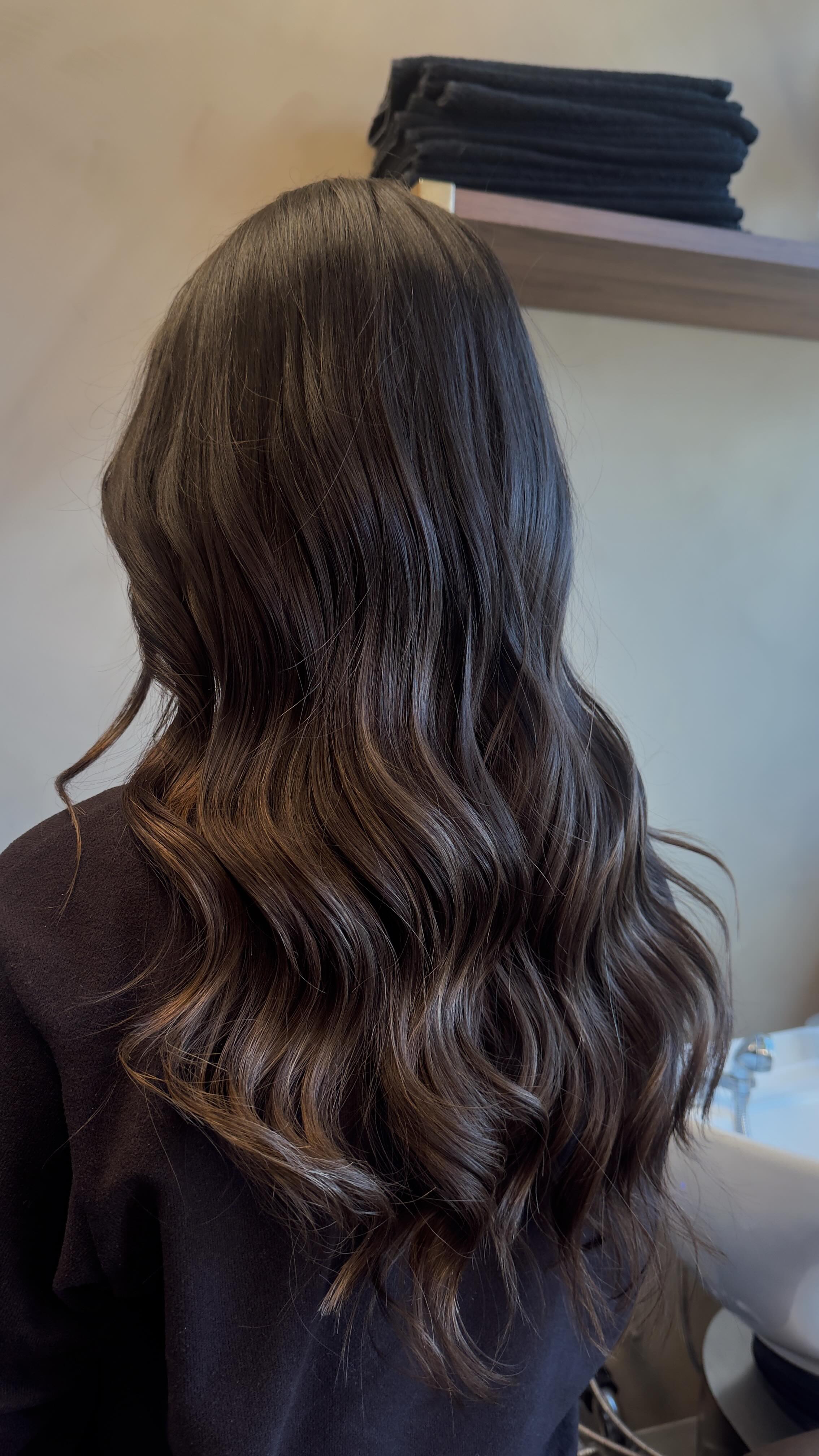 Valentine’s Day date idea 💕
You show up, I handle the hair, and your man handles the bill🤭
And just to make it sweeter — for a limited time, when you purchase your hair through The Extension Lounge, your install is 50% off. Luxury hair, a calm private appointment, and a Valentine’s gift that actually lasts.
Click the link in my bio or message directly to book now!