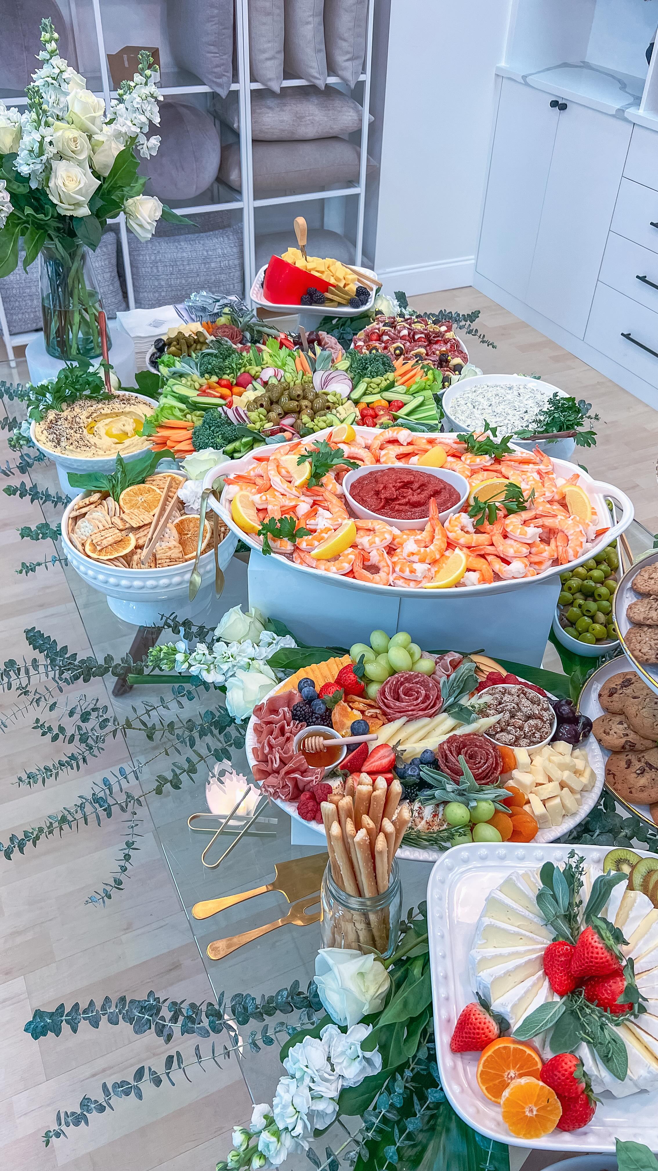 ๐ฟHonored to create a bespoke grazing table for Samantha, owner of Loom Luxury Linens, at her Fort Lauderdale grand opening! ๐๐ฅ
โจA beautifully curated space celebrating craftsmanship, elegance, and new beginnings. Grateful to be part of such a special milestone!๐ฟ
#LuxuryGrazing
#GrazingTableDesign
#FortLauderdaleEvents
#LuxuryBrandLaunch
#GrazingJoyCharcuterie