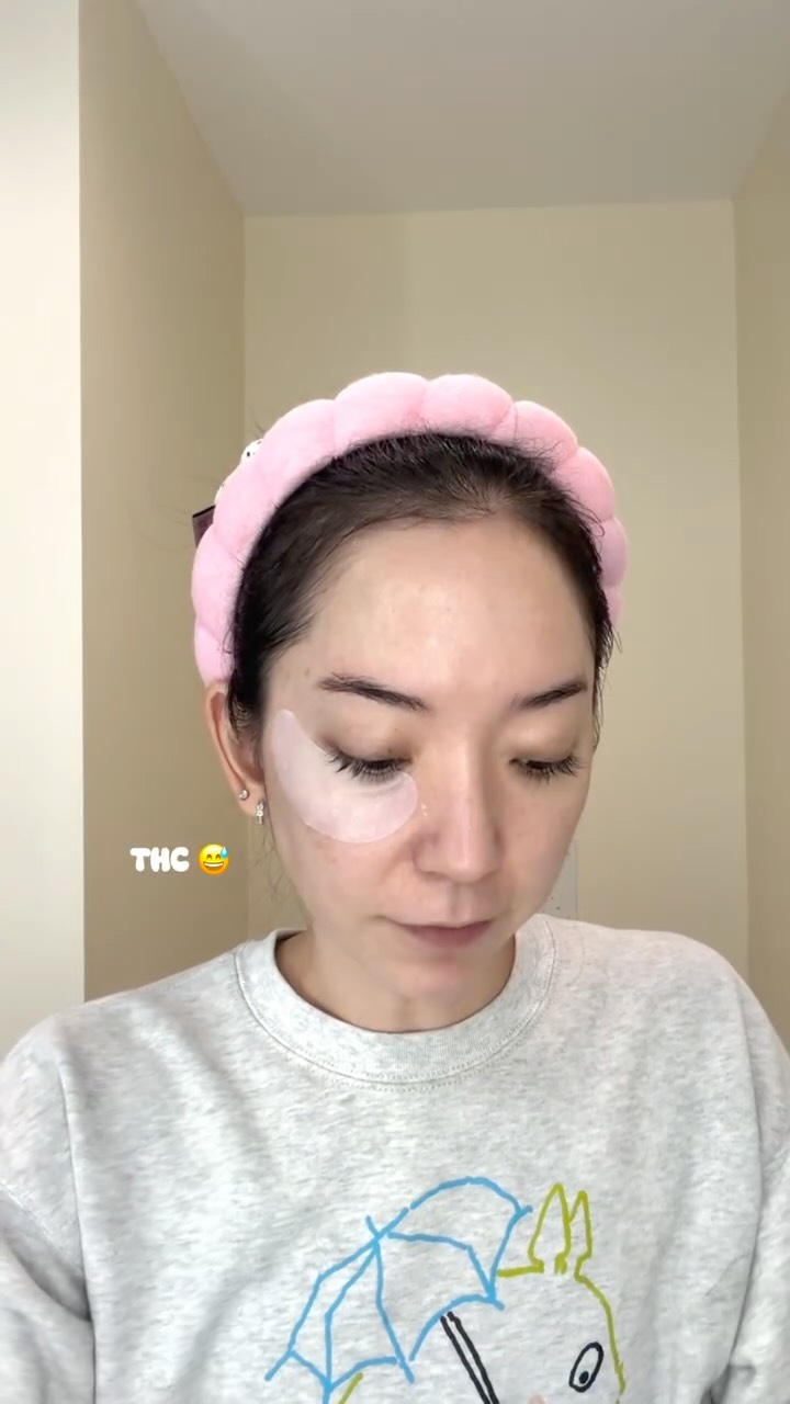 Part 2: finishing products ✨
Nourishing hydration + skin barrier restoration.
No filters. Real skin.
Had a chin breakout last week, so focusing on calming inflammation and post-breakout pigmentation.
Comment “storm” for the products I used 🤍
#realskin #nofilterskin #skinbarrier #postbreakoutcare #estheticianlife