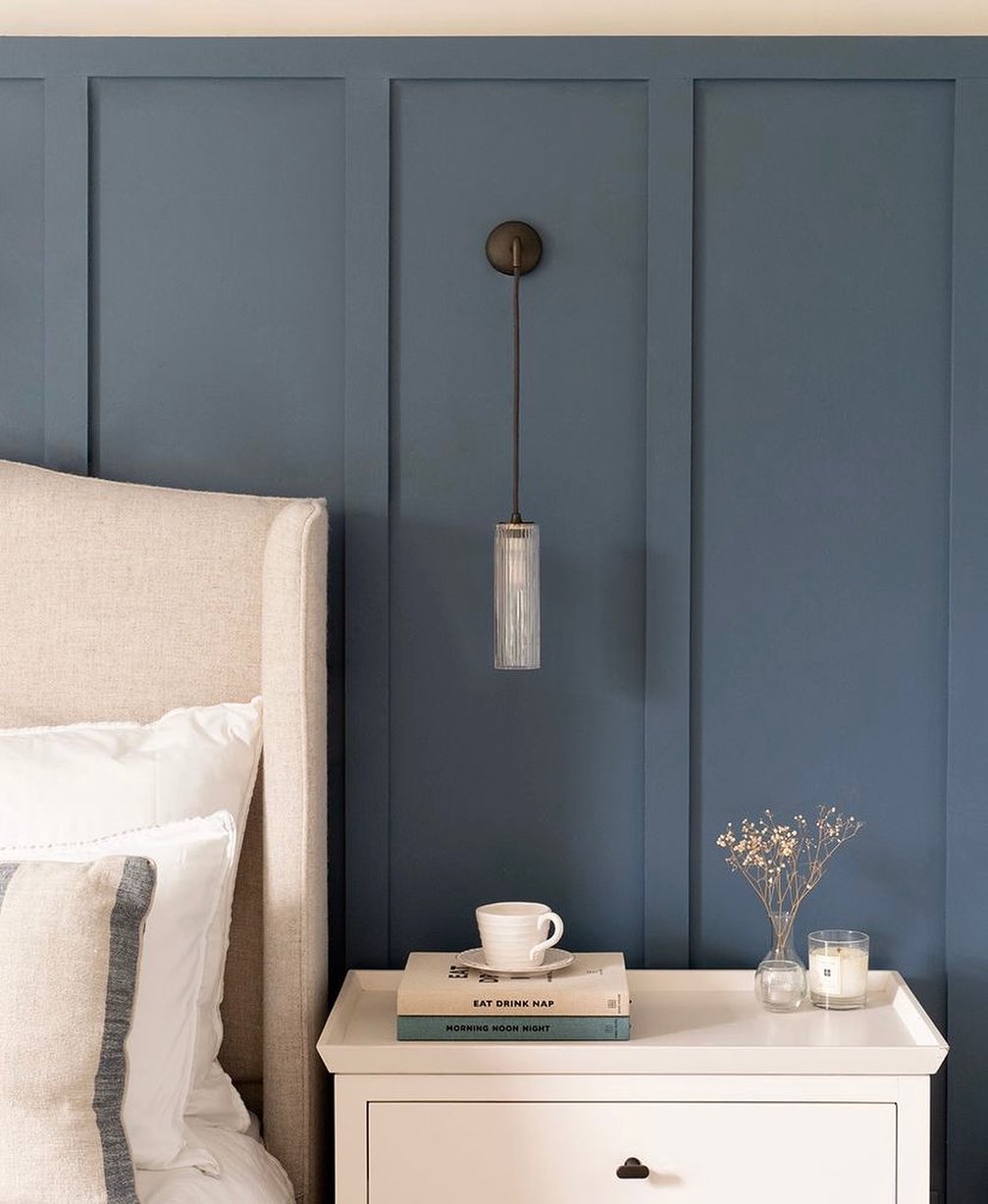 The first weeks of autumn have flown by for me in the studio, projects included a master bedroom and en-suite, a kitchen renovation and we’ve just started a whole house in Oxford. Big shout out to the marvellous trade team @corstonarchitecturaldetail for kitting our kitchen project out with handles and sockets, can’t wait to share the pics! This is an image from their wall light range, really timeless beautiful designs with perfect proportions and finishes, I will be using these in the current projects #interiordesignoxford #timelessdesign #oxforddesigner