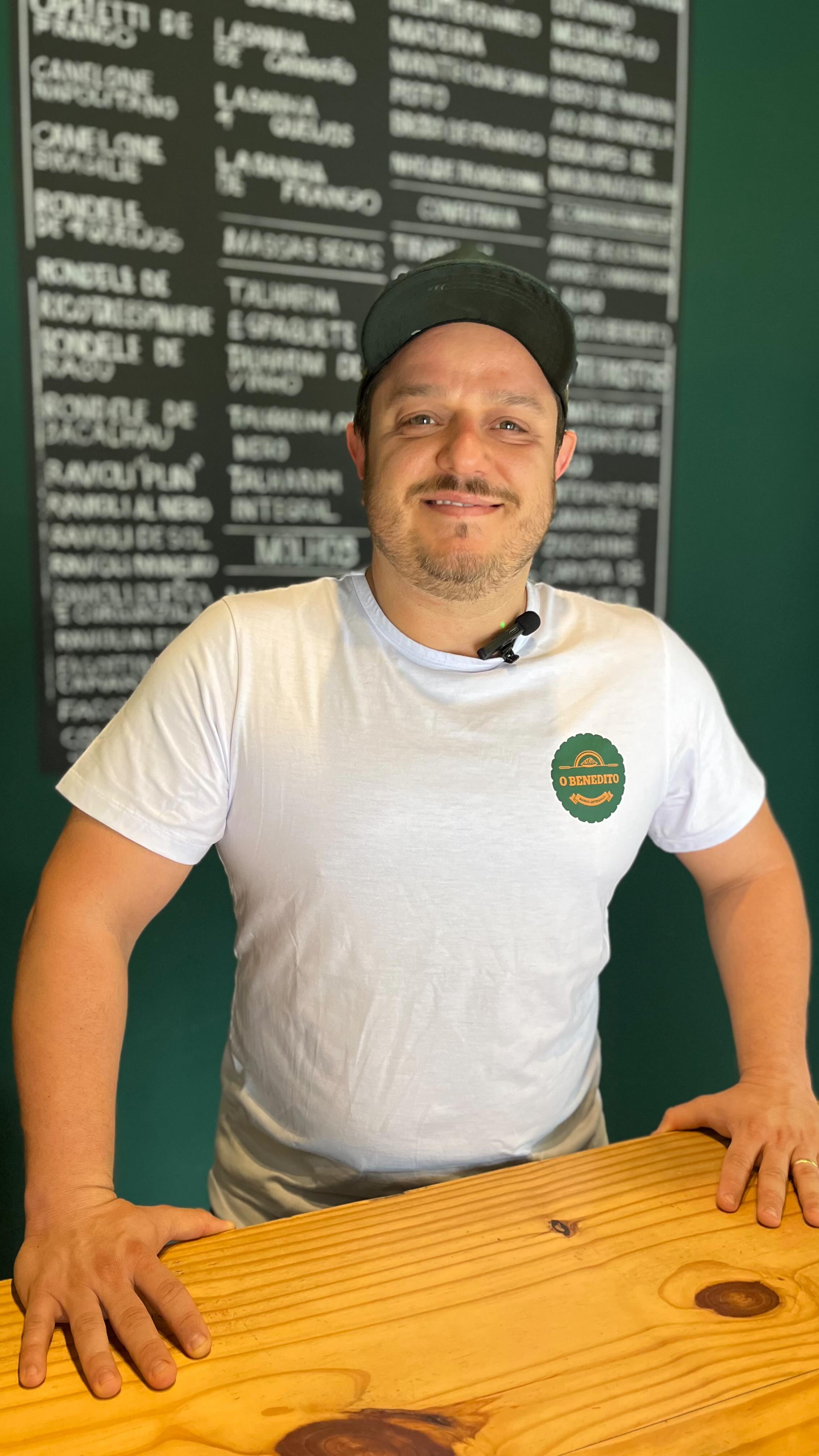 A semana de Carnaval chegou!
Seja pra quem vai cair na folia ou pra quem escolheu descansar, a gente tá pronto pra te atender.
Alimentação prática, saborosa e sem complicação.
Dê o play e confira como fica nosso funcionamento para o carnaval.
#MassasArtesanais #Divinópolis #minasgerais