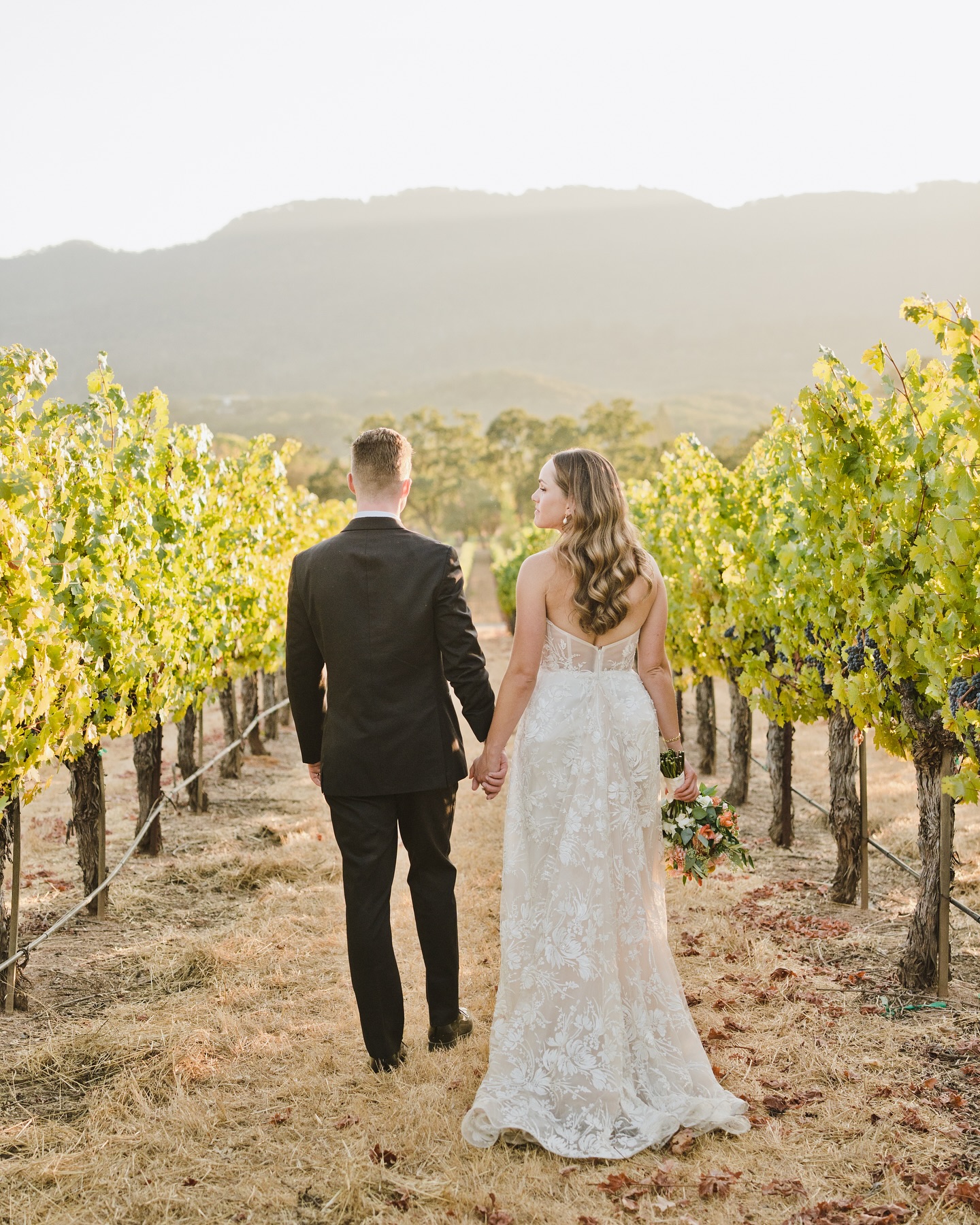In the Wine Country Vineyards of Sonoma County, no better place to say “ I do”
Bridal Stylist • Yajaira
Makeup Artist • Sousan
Amazing Wedding Vendors:
Venue @brcohnevents @brcohn
Planning @orchardavenueevents
Photography @myonelove
Florals @vandafloraldesign
Sonoma Bridal Hair & Makeup Team
Napa Wedding Makeup Artist
Napa Glam
#yajairabbnv #sousanbbnv #bellabridalnv #sonomawedding #sonomabride #vineyardsandvows #napabride #napawedding #winecountrymakeupartist