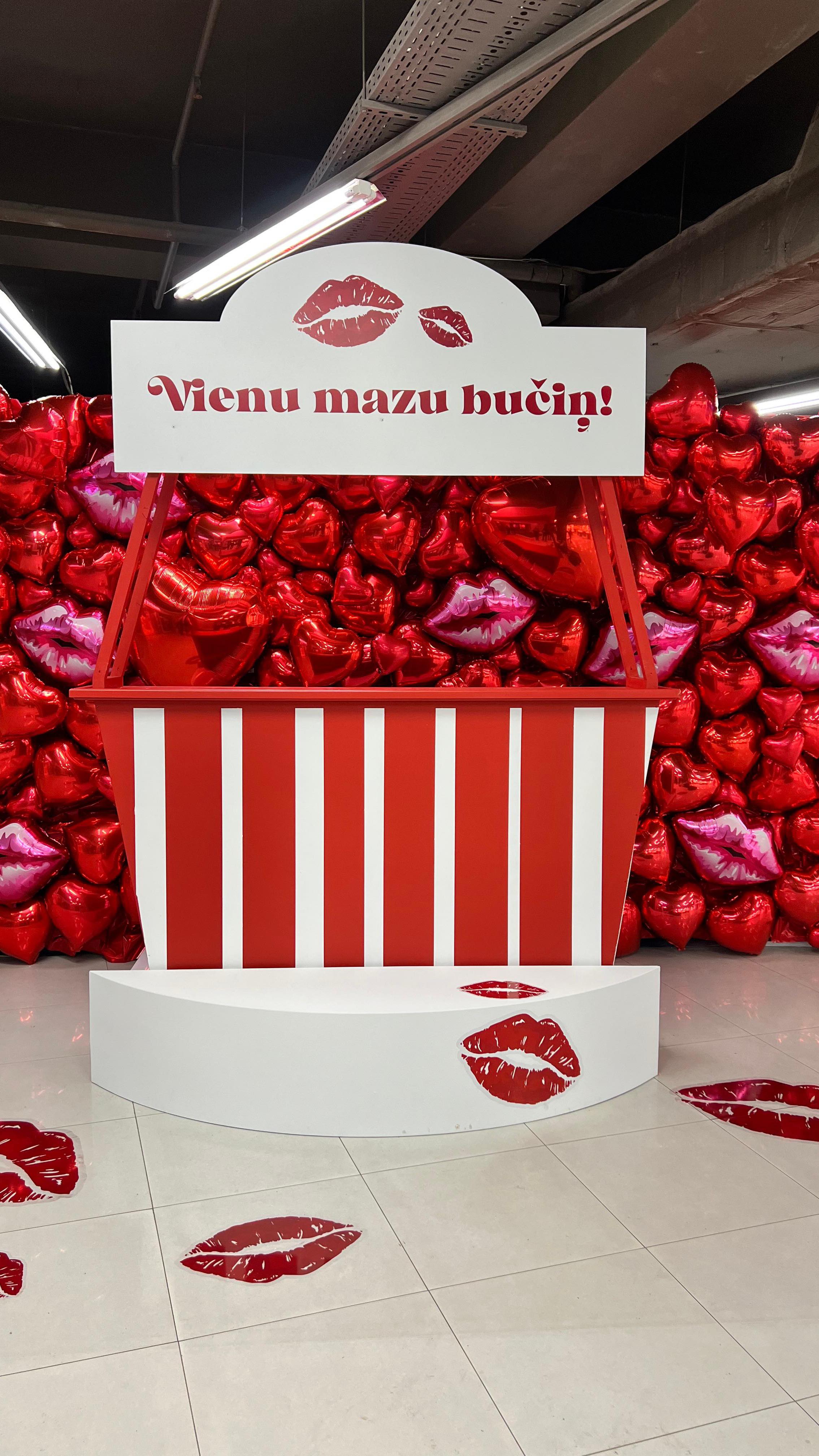 Iemūžini mīlestību!💋💕 #valentinesday #hearts #liepaja