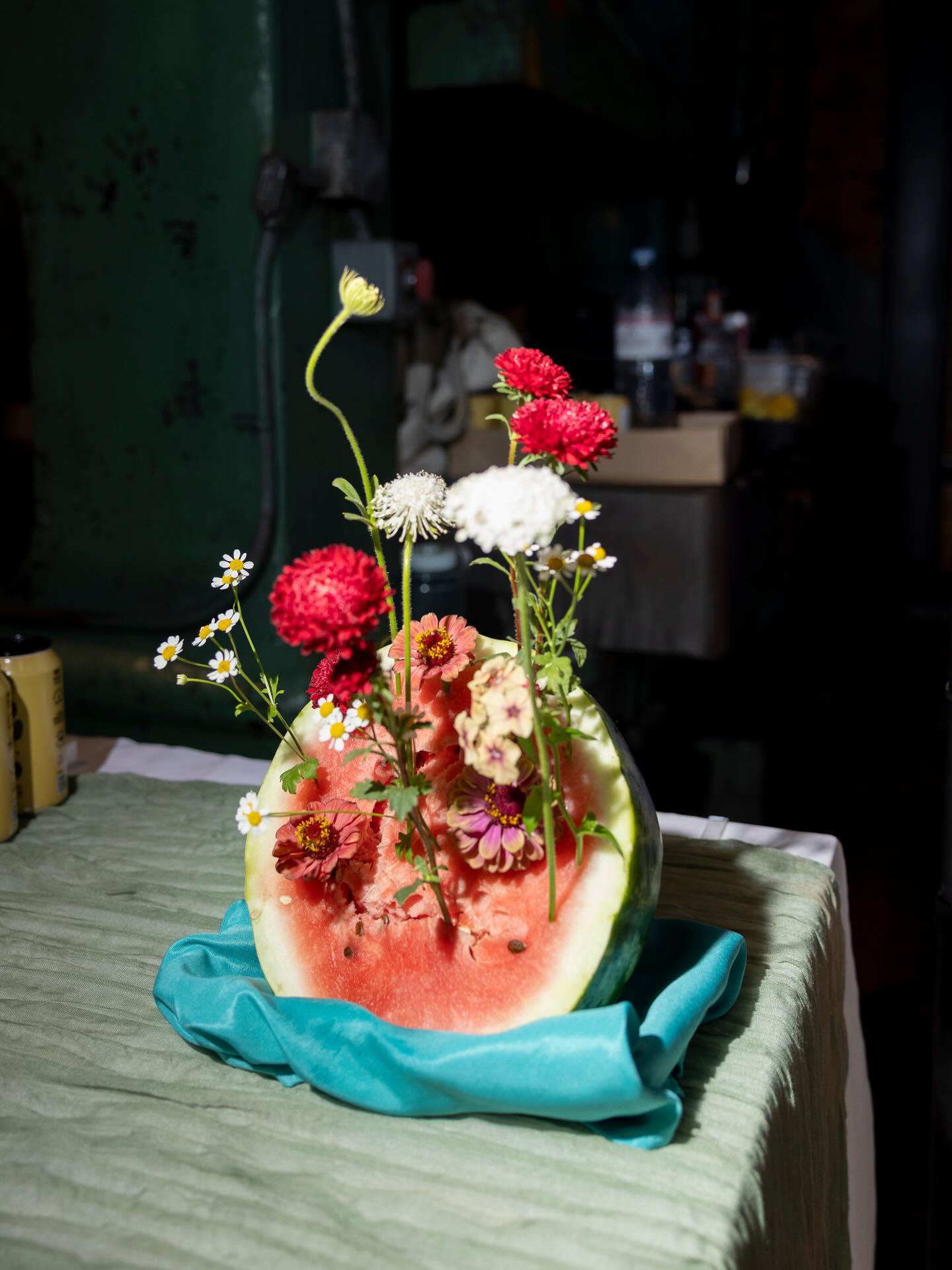 We are honored to have hosted this beautiful gala by @growinggardenspdx, an organization actively building a healthier and more equitable Oregon. So many amazing collaborators and a reminder of what's possible when community gathers 🫂
Event by @growinggardenspdx
Photographer @extracelestial
Head Chef: Fatou Ouatarra @cheffatououatarra & @akadipdx
Welcome bites: Chef Boss Phimmanon @norahpdx
Welcome drinks: Nan Chaison @LibrePDX
Bread service: @2_hermanos_bakery & @laportenapdx
Dessert: Penny Nguyen @delicious.donuts
Coffee floats: @portlandcoffeeroasters & @katesicecream
Sustainable plateware: @verterradinnerware
🌱 Local produce from:
@sufiyafarmspdx @portlandmicrogreens @mindfulmushrooms @ejido.oso @masa_fresh
Organic flowers: @vibrantvalleyfarm & @petaldispatch
Centerpieces + florals: @petaldispatch
West African dance & drums: @sebekan_serioussound
Classical Thai dance: Thai Association of Oregon