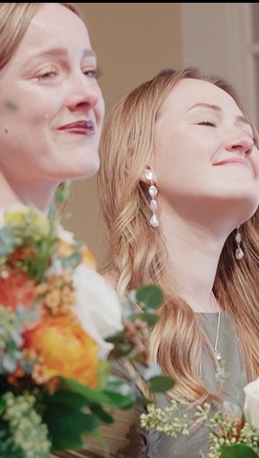 The ceremony🤍
•
#weddingvideographer #bride #videographer #wedding #goodnessofgod