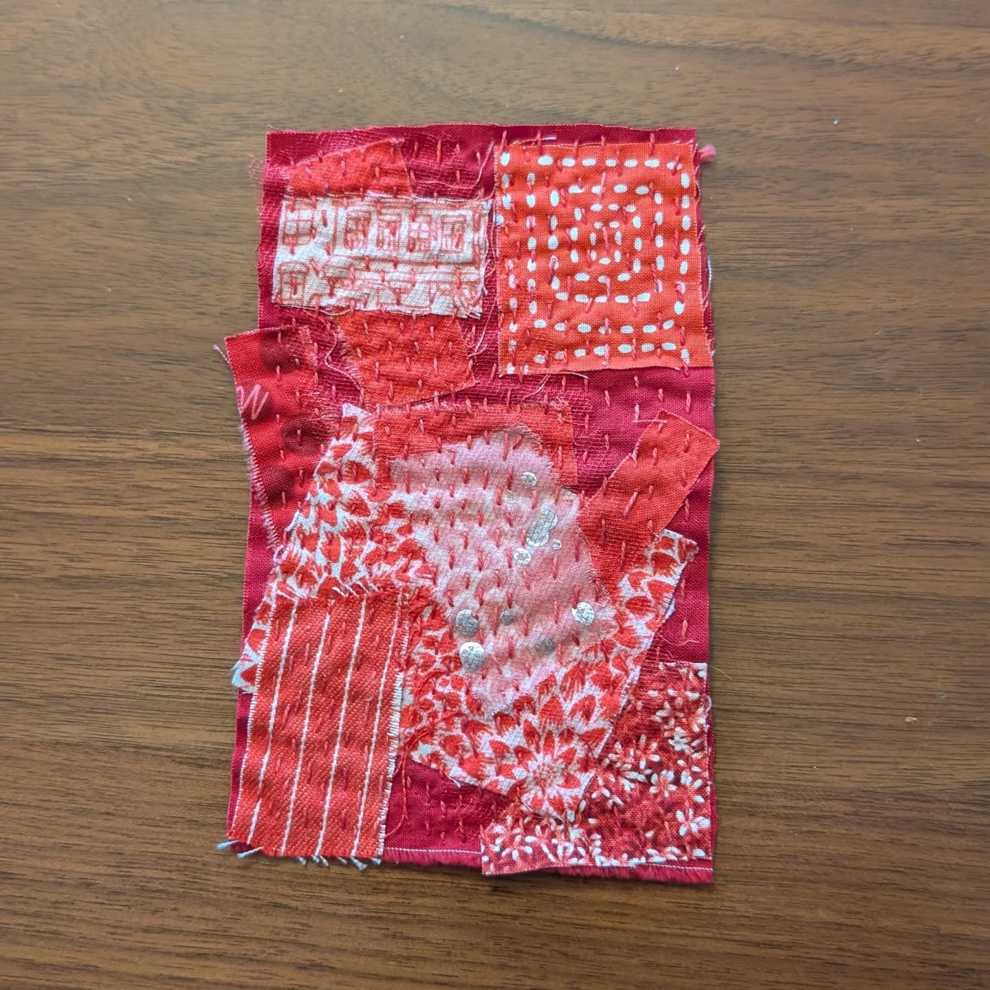 You might know that I work at Foster Village Northeast Kansas as the Resource Family Advocate and also as the Support Group Coordinator. But did you know that this month I get to be the featured artist at our Teen Art Studio? ð
This year, during regular FV Caregiver Nights Out, we're bringing in a local artist to guide teenagers (ages 13-18) from licensed, kinship, or reunifying family homes through a creative art project. Foster Village will provide dinner and all the art supplies.
Our first Teen Art Studio on Feb 13th will feature local embroidery artist (and foster mom), Amy Bowling - ME. AKA @imperfectlybeautifulus.
And this is the project - we're going to be making stitched fabric collages. There are so many ways to do it & I have lots of fabrics for everyone to choose from, including some Star Wars prints, some floral prints, some similar to what I've used here. I'd love to stitch with your teen (if you live in one of our seven counties & you're a licensed foster family, a kinship family, or a reunifying family). Join us! ð
Learn more and register here at the link in bio for @fostervillagenortheastks
The event will be held Friday, February 13, 5:30-8:00p at Morning Star Church in Lawrence, Kansas.