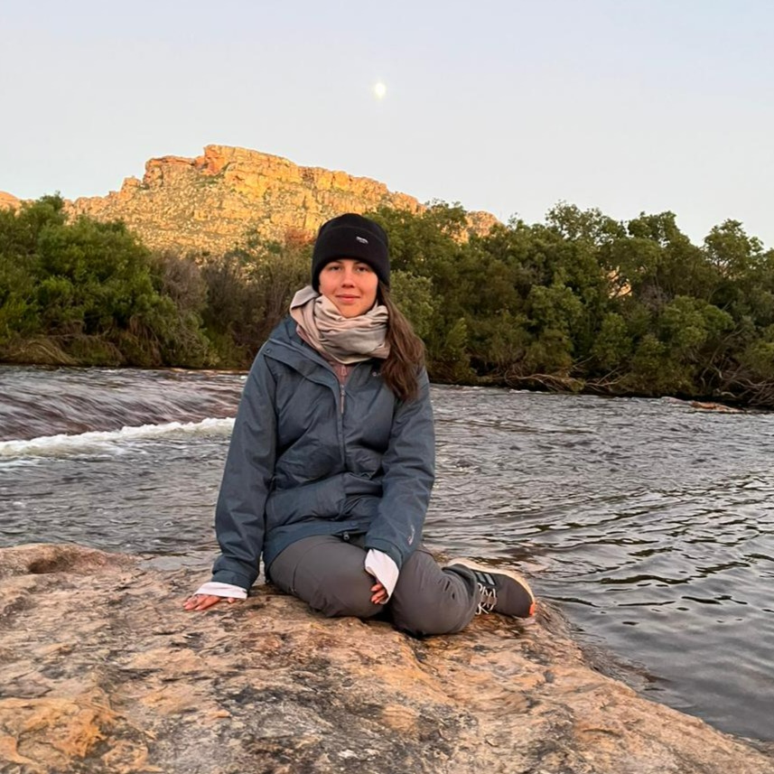 If you’ve started your inner work but still feel disconnected from who you’re becoming, this is for you.
I’m Pascale, a Reiki and Hypnosis practitioner based in Clanwilliam.
My own journey hasn't been linear. I’ve moved through seasons of extreme stress and emotional heaviness (the kind that keeps you stuck in the past), and I know how disorienting it can feel to outgrow old versions of yourself.
That’s why I do this work.
I support women in the in-between. Helping you reconnect, gain clarity, and feel lighter in who you are becoming.
This work is steady, gentle, and intentional.
Here we greet the version of you that’s emerging and give her space to land.
Sessions are available online and in person.
If this resonates, let's connect. ❤️
#daisywellness #PersonalGrowth #innerwork #reikihealing #Hypnosis