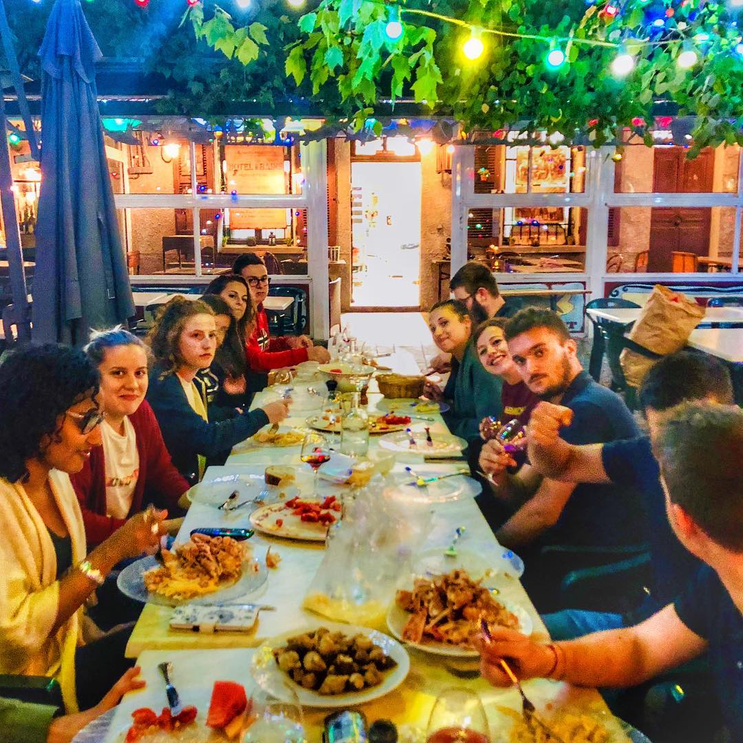 8 juillet.. night dream team ..
Hot night in Charavines.
#hoteldesbains #dreamteam #nightdinner #