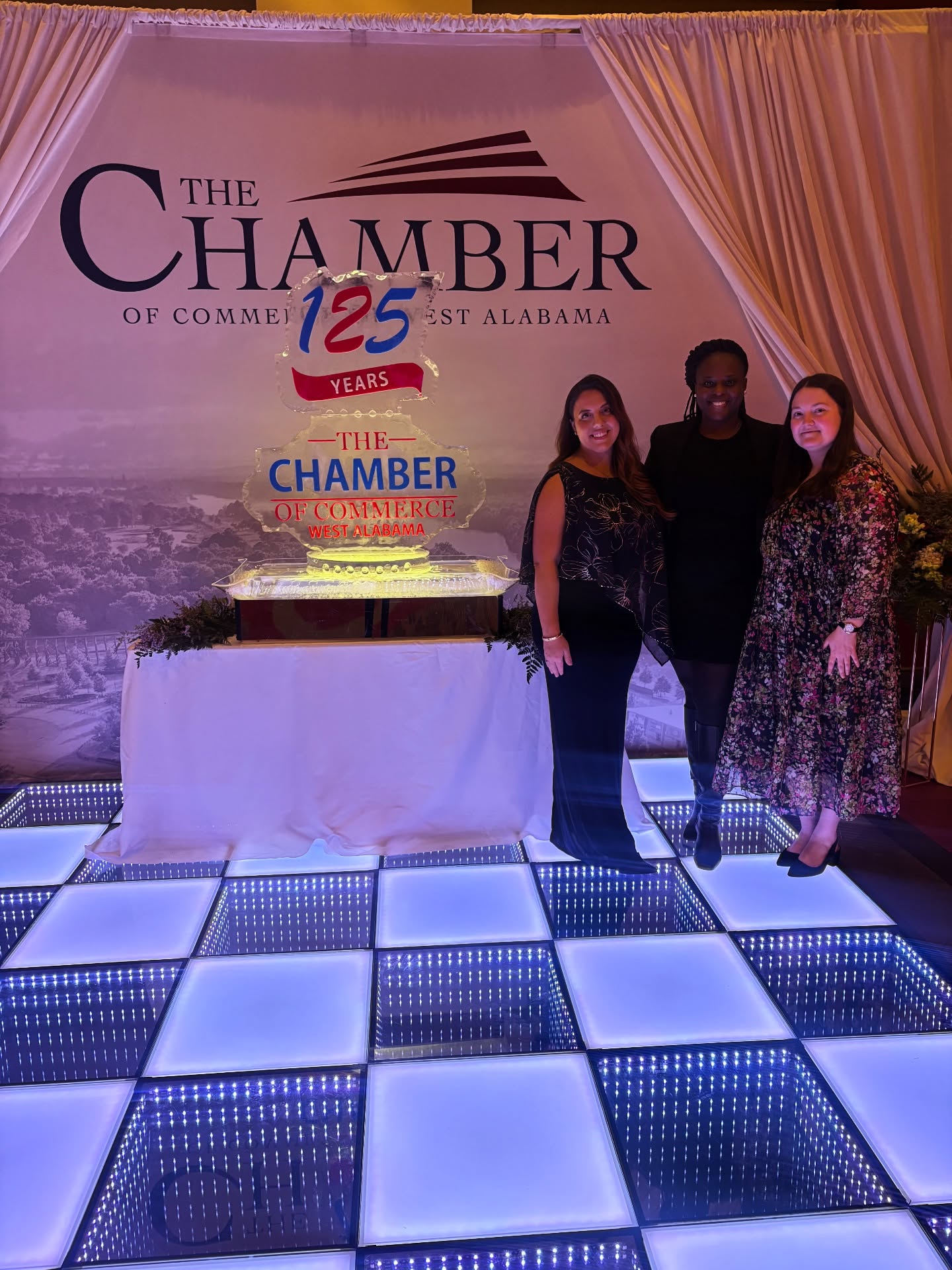 YT representing at the @westalchamber Annual Meeting 🤩 with our PDN Chair Toni, Social Chair Chazmin and Finance Chair Sarah! #YoungTuscaloosa