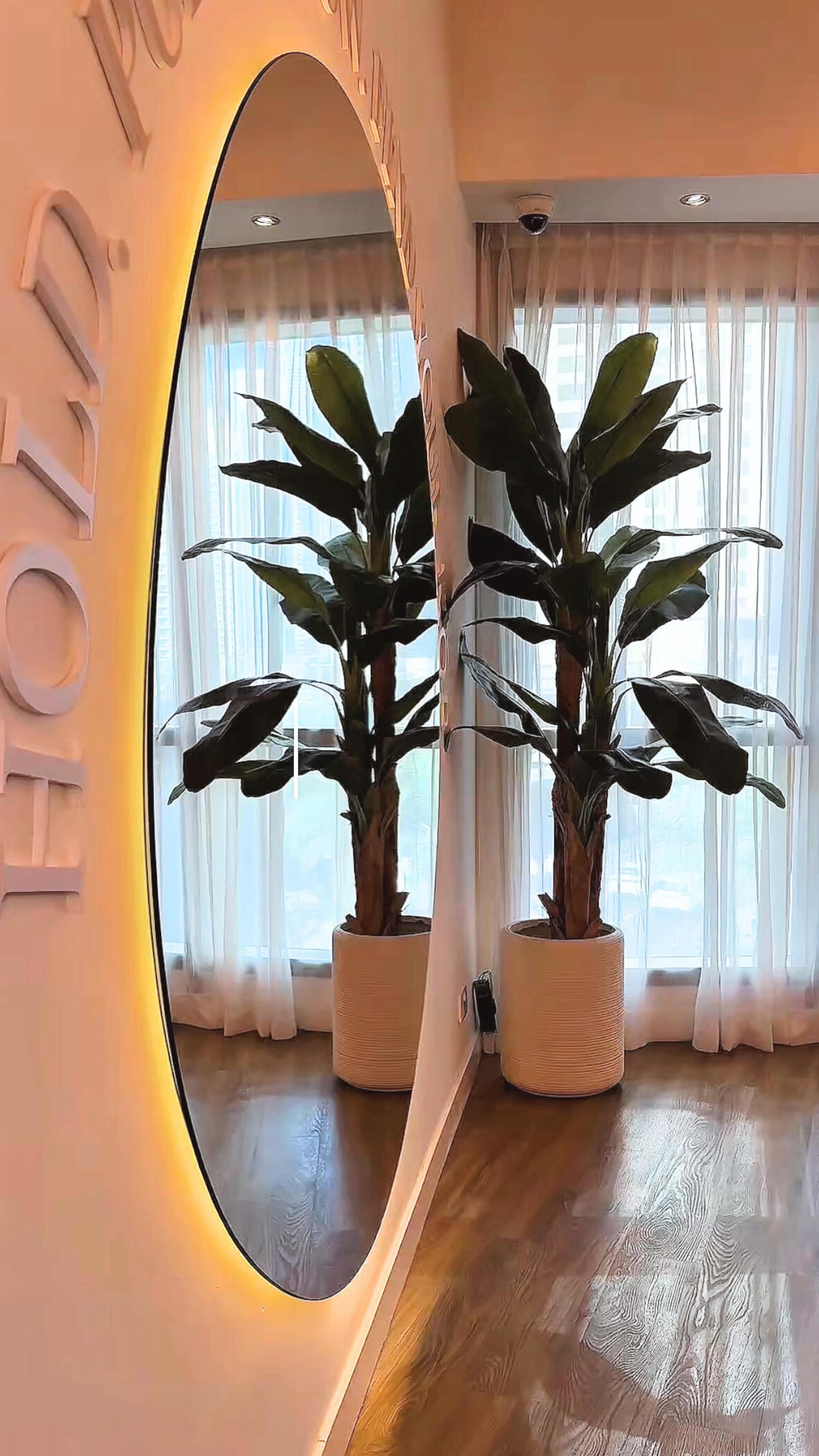 The perfect Valentine’s plan does exist ♡
Bring your other half or your bestie to a Reformer class for 220 AED per duo, including a complimentary pair of grip socks each.
Make it a full self-care date and add a couples massage at the hotel spa @beautyspotuae for 780 AED.
Available Friday 13th February at 6PM | 7PM | 8PM
Limited spaces available. For all enquiries & to book please DM us.