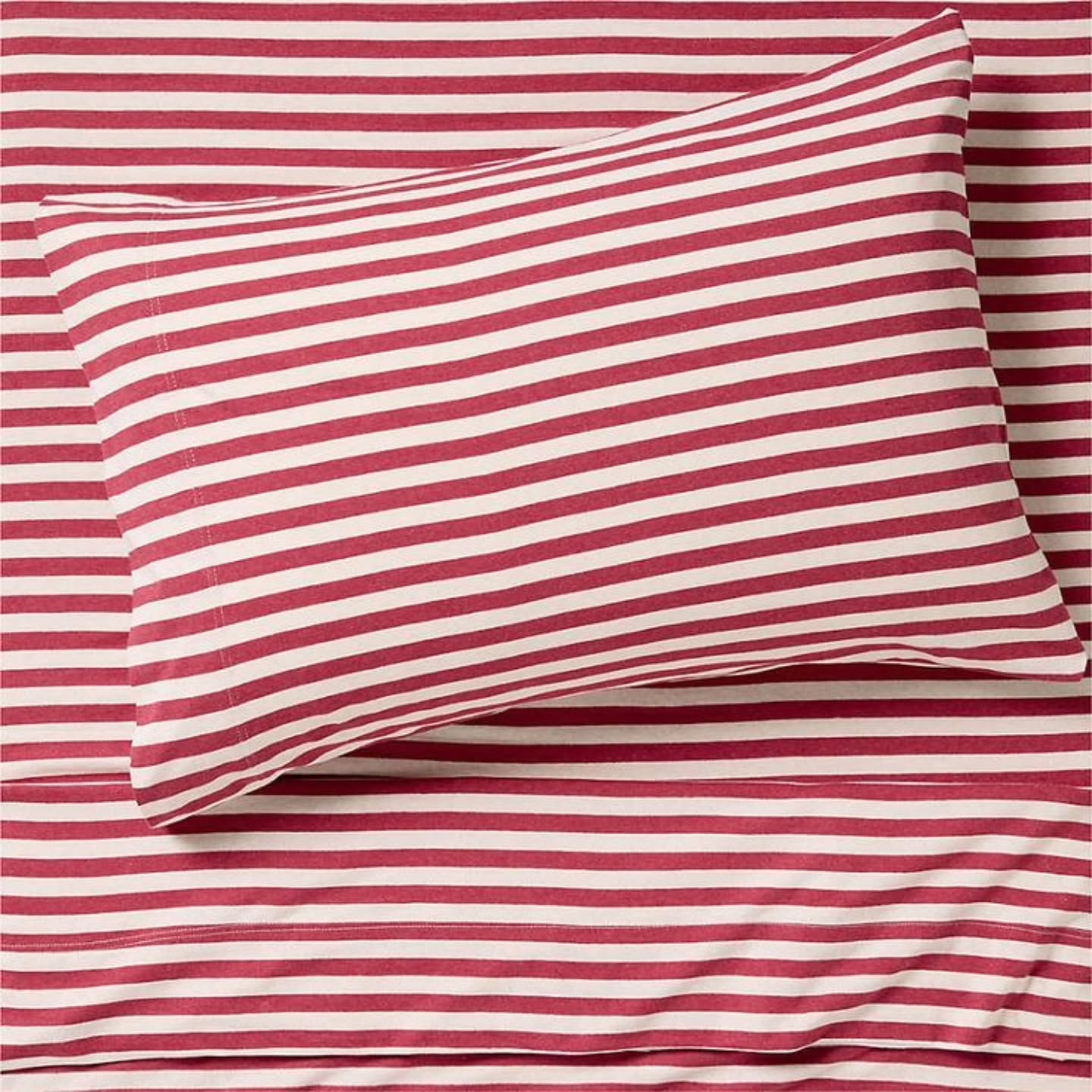 #TKF More stripe More Happiness 😉
100% GOTS Organic Bedding for sustainable living.
We make Your dreams happier and comfier.
Indian organic home textiles company.