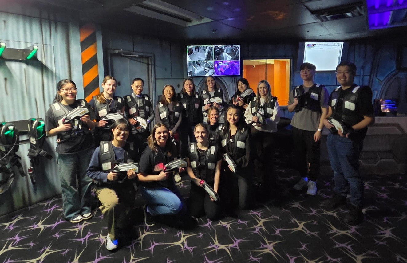 What does a dental clinic do on their day off? Team bond with a full day of competitive bowling, laser tag, and a 5-course Korean BBQ🤩🥳🥳🔥
#hvdc #yegdental #edmonton