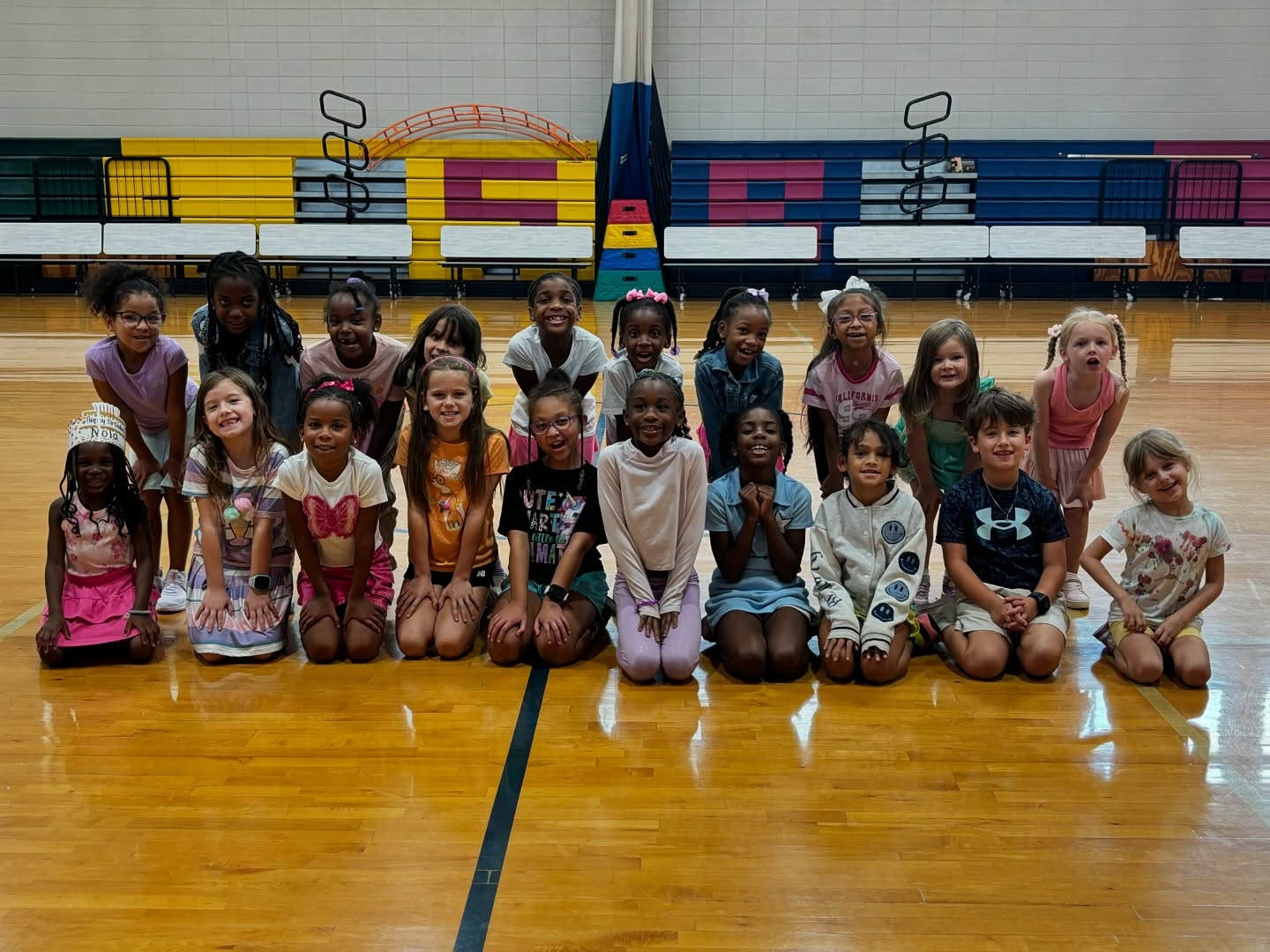 CYHO, where school days end & cheer fun begins 📣💕