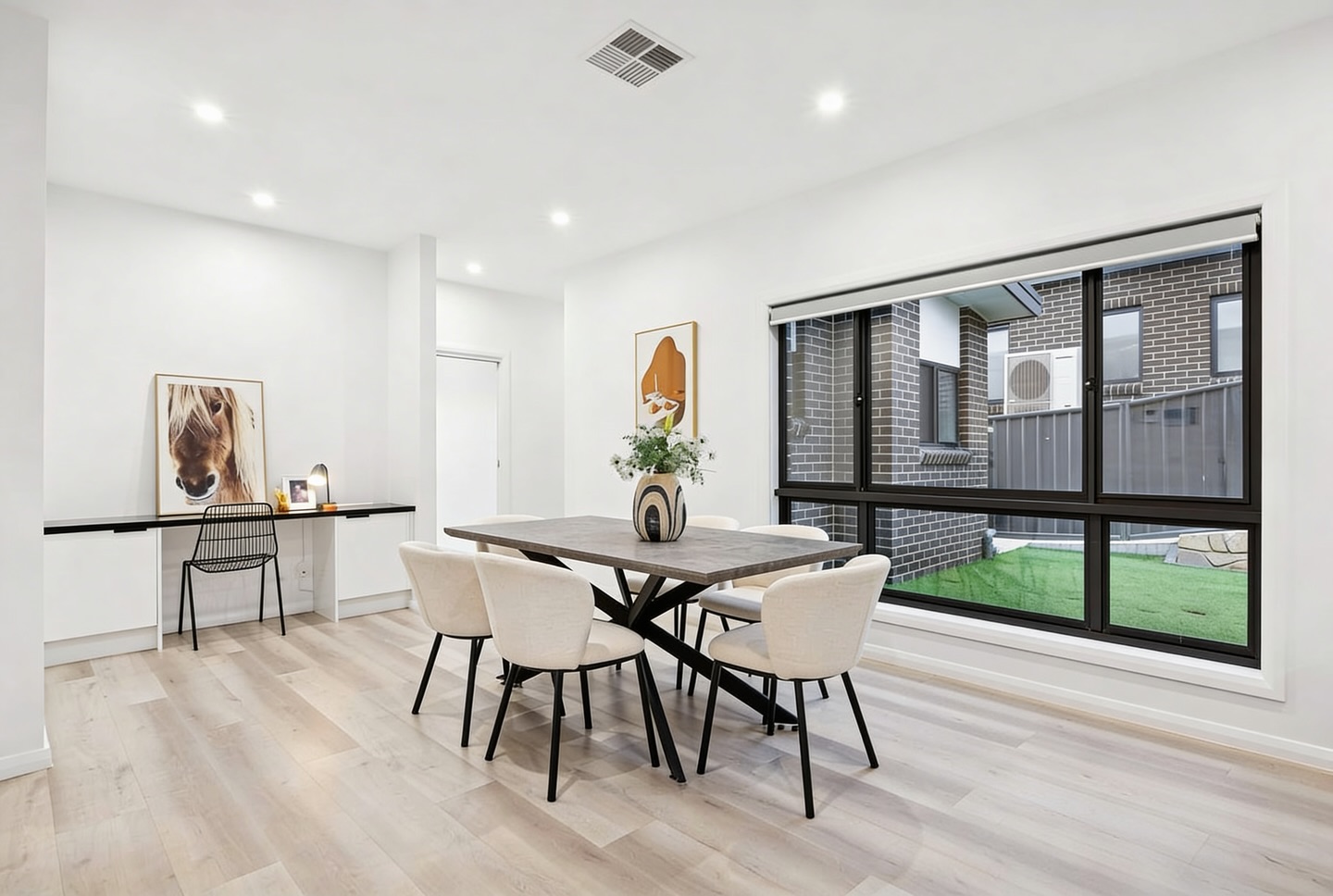 Bright, inviting, and beautiful 🤩
#canberra #canberrahomes #canberrahomestaging #canberrapropertystyling #canberrapropertystylist