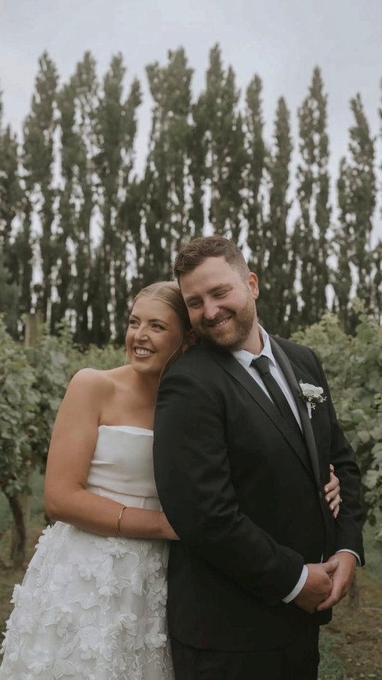 T R A N S F O R M A T I O N T U E S D A Y
Did you think this was possible?
Beautiful images by @thesparkesphotographyco
#alterations #transformationtuesday #canterburywedding