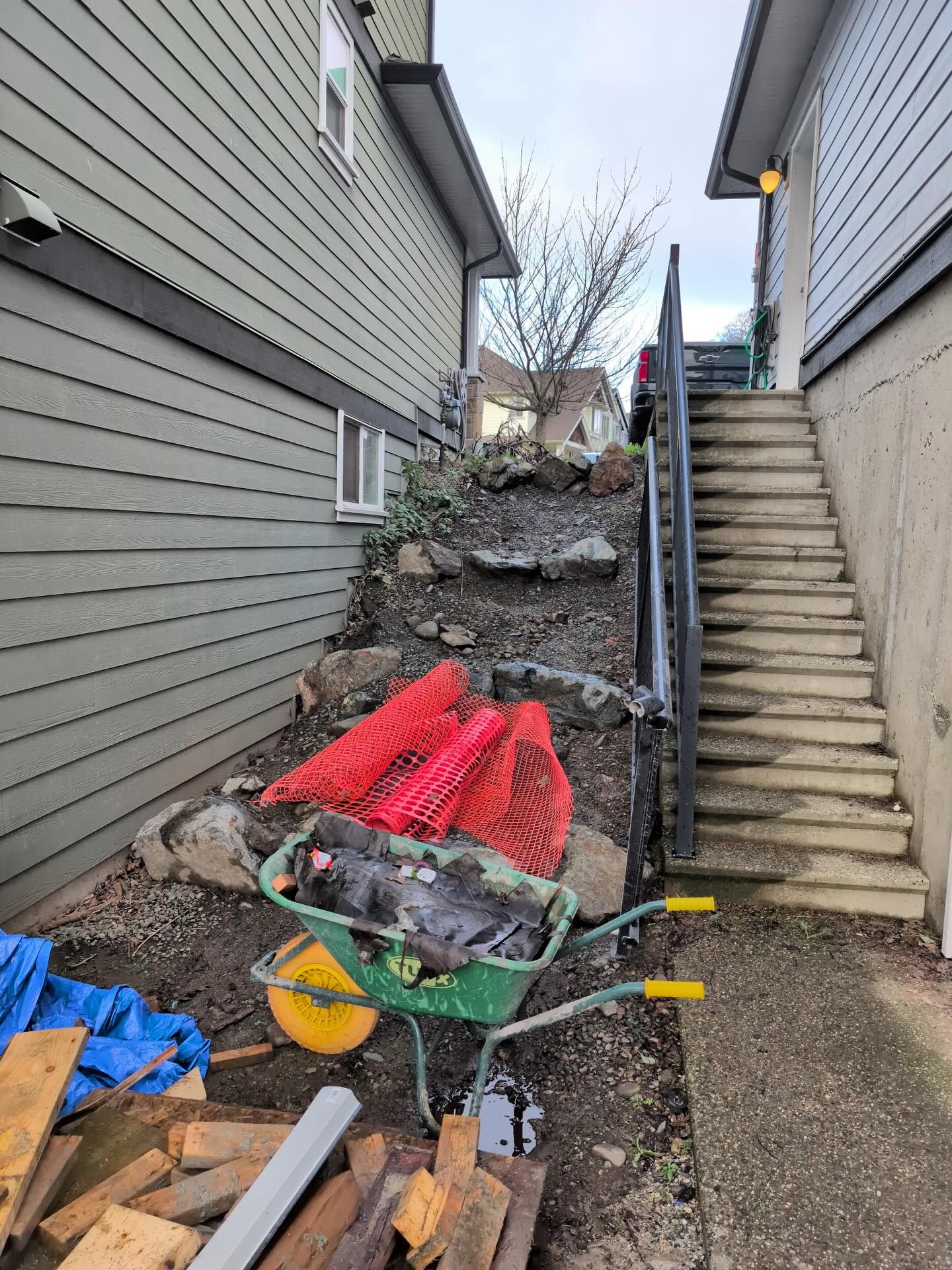 Little clean up and gravle delivery