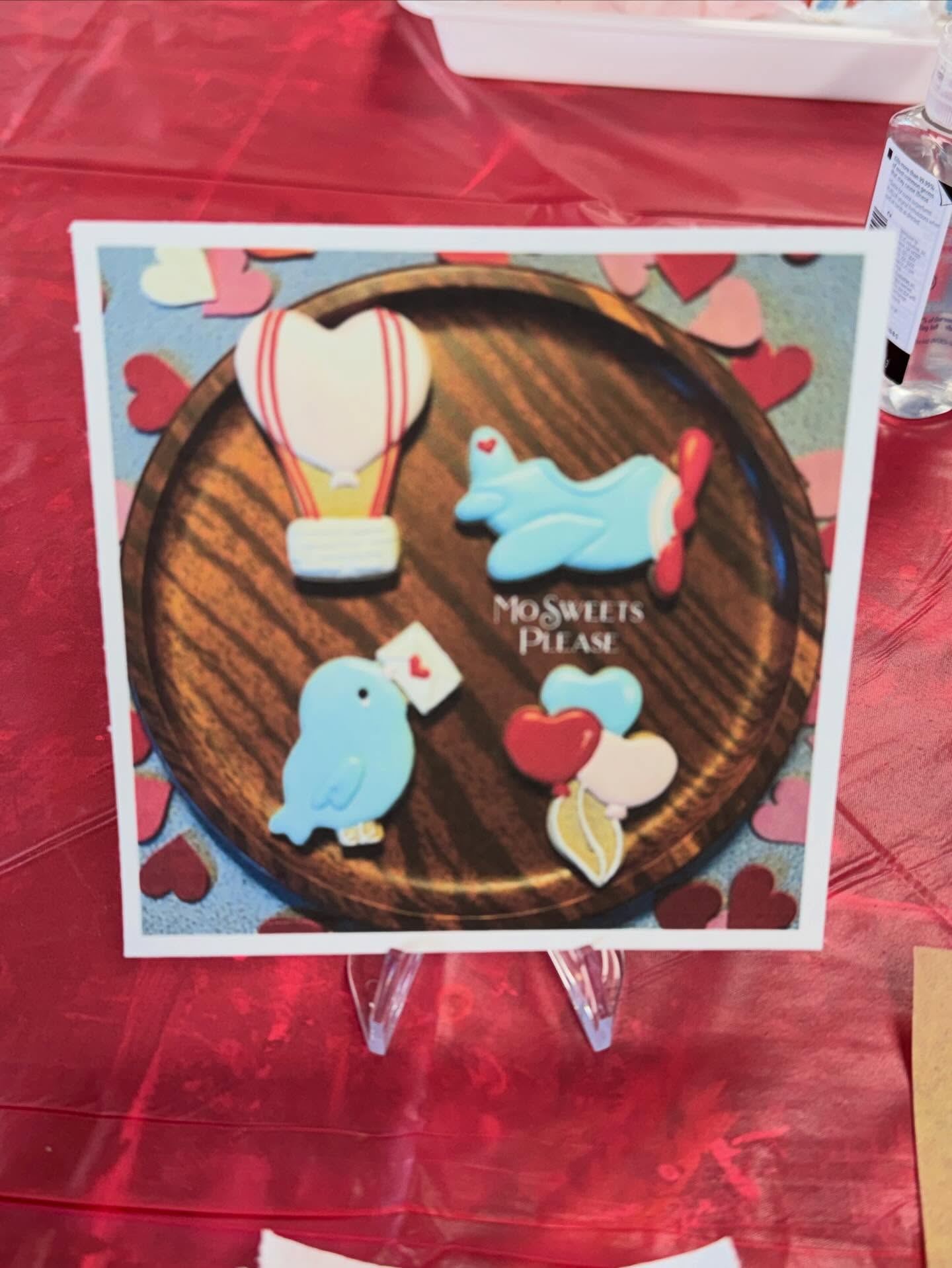 The BIG game may be tonight, but THE event of the morning was our Valentine Cookie Decorating collab with @hammerandstainpottstown was just super! Everyone performed like MVPs! #cookiedecorating #cookiedecoratingclass #douglassvillepa #crafts #cookiesofinsta