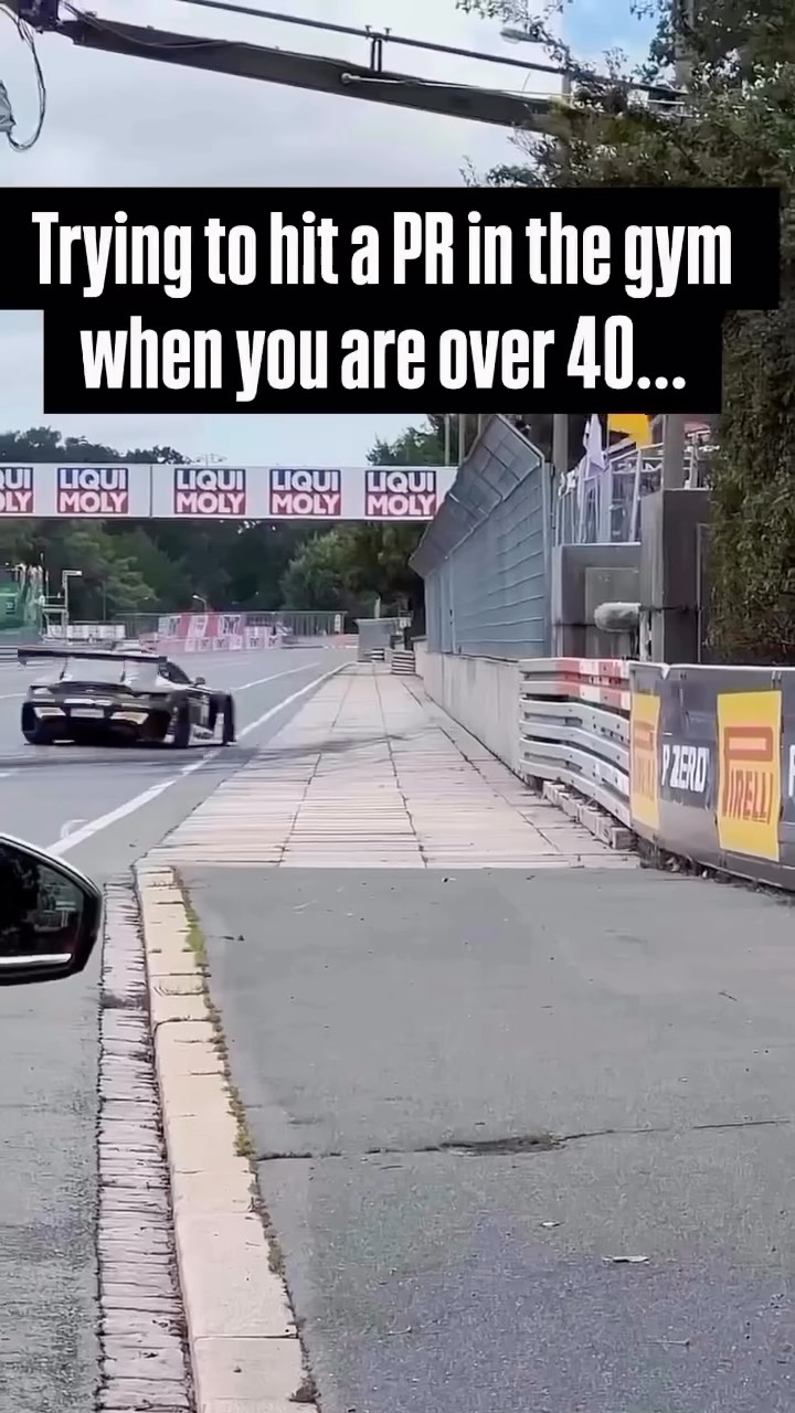 You only get ONE bodyā¦So why are you training it like itās replaceable? š¤
At Steel Fitness, we donāt do random workouts, punishment cardio, or āhope this worksā training.
We train with precision.We train with a plan.We train so your body actually gets stronger, leaner, and pain-free after 40. šŖ
š„ The Momentum 6-Week Program is built for busy adults who want:⢠Full-body strength without wrecking their joints⢠Fat loss that actually lasts⢠Coaching that adapts to injuries, aches, and real life⢠A clear step-by-step path instead of gym confusion
No guesswork.No intimidation.Just real results with coaches who care.
Because the truth is simple:š You donāt need a harder workout.š You need the right one.
Ready to feel strong again?
DM āMOMENTUMā and letās build the strongest version of you.š Ridgefield, CT