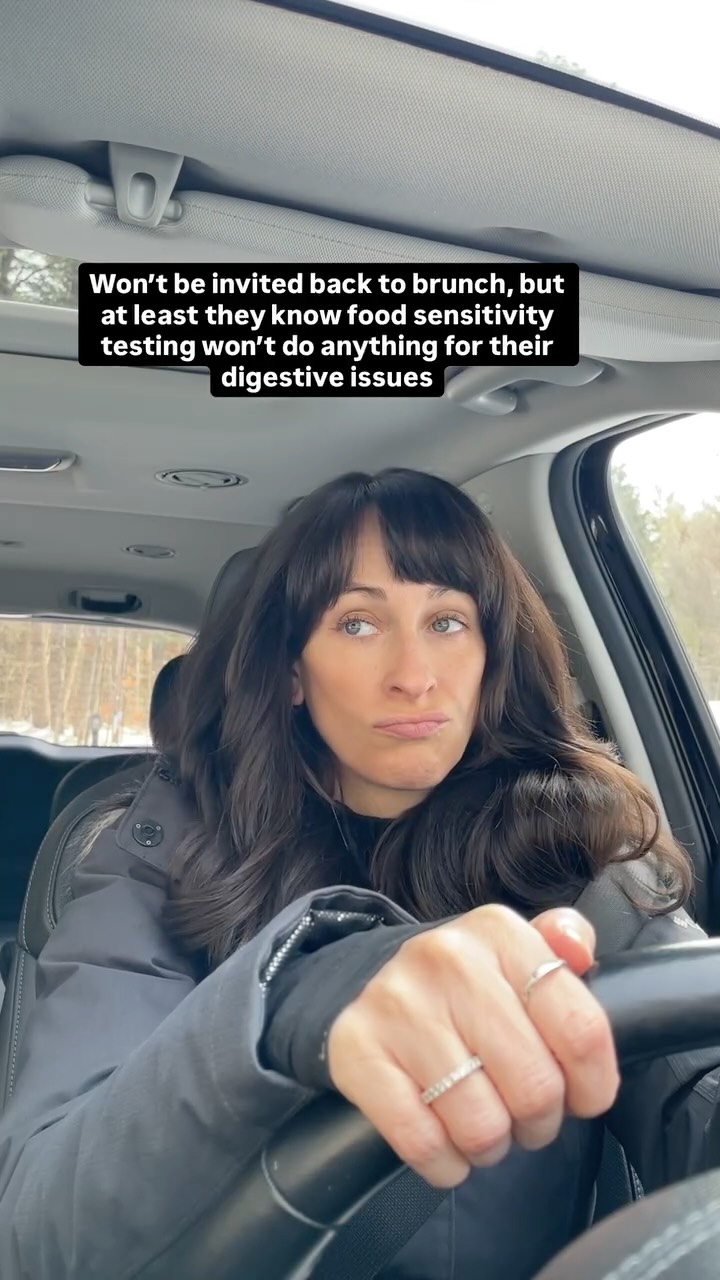 Here’s why I don’t recommend them (and I’m talking from experience because I spent $$$ on one when I was trying to get relief from my digestive issues that I suffered from for years)
1️⃣ The science isn’t solid
These tests measure IgG antibodies, but there isn’t strong clinical data proving they’re reliable. People have taken the same test twice and gotten different results.
2️⃣ A food sensitivity is a symptom, not the root cause
This is the biggest reason why I’m not a fan. If foods are triggering a reaction, something deeper is going on (think gut health). These tests don’t tell you why it’s happening, just that it is (which yes, we know). It’s not root cause. Hint, hint, that’s why I use gut testing instead.
3️⃣ They often lead to extreme restriction & stress
From experience, you get a LONG list of foods to avoid for months. That level of restriction can create more stress, more reactions, and a really unhealthy relationship with food, which actually makes healing harder. I think I lasted maybe 3 weeks because it was unrealistic to follow while also trying to live a somewhat normal life.
My approach instead:
There may be a season where certain foods need to come out, but focusing on the big offenders, for a short period, while addressing the root cause (gut testing baby!)
⭐️ If you want a more sustainable and effective way to feel better after gallbladder removal, DM or comment READY for more info