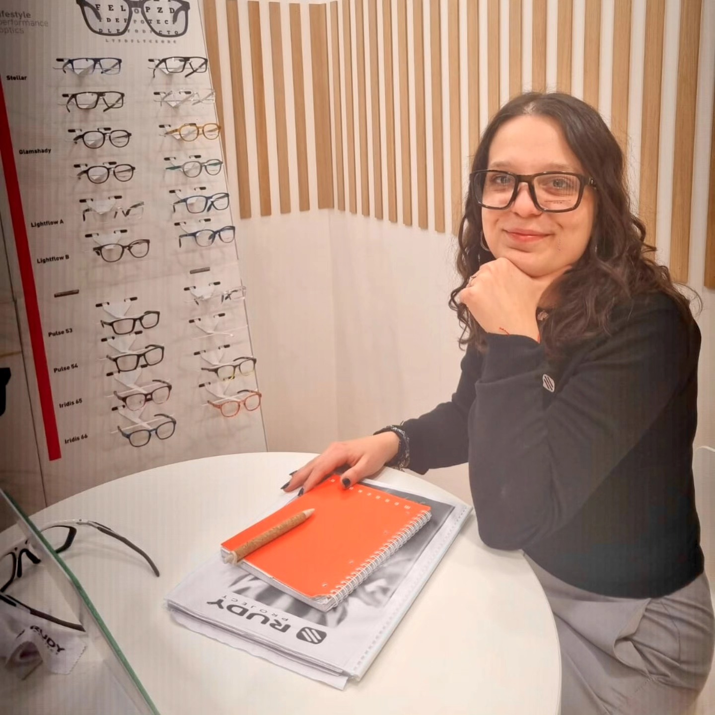 Vitamina C attended with @rudyproject at @mido_exhibition.
A big thank you to the 15 Italian, French, German - and other - editors who visited the stand to discover the 2025 novelties of the leading sports eyewear brand.
Interested in knowing more or testing the new products?
Contact us 👉 press@vitaminac.net
#vitaminacPR