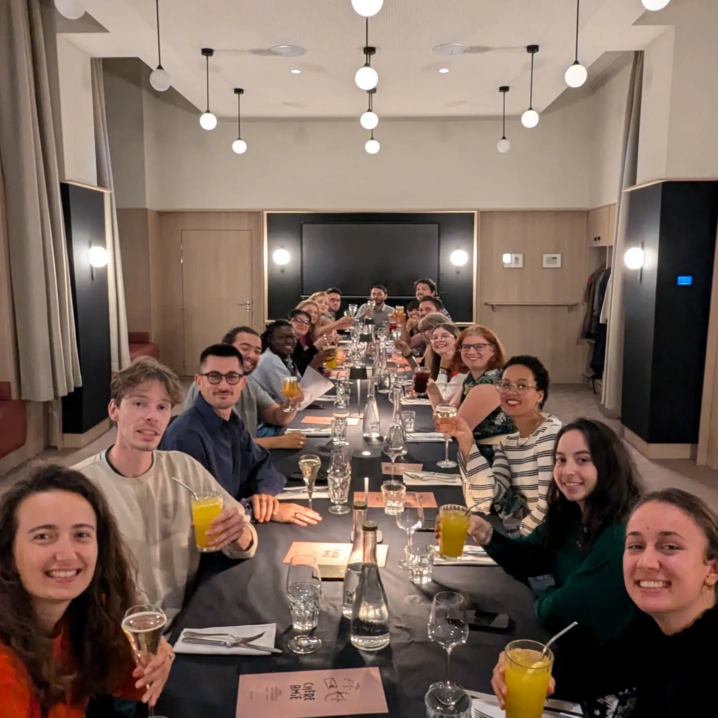 Une si belle et si grande tablée 🤗🧡