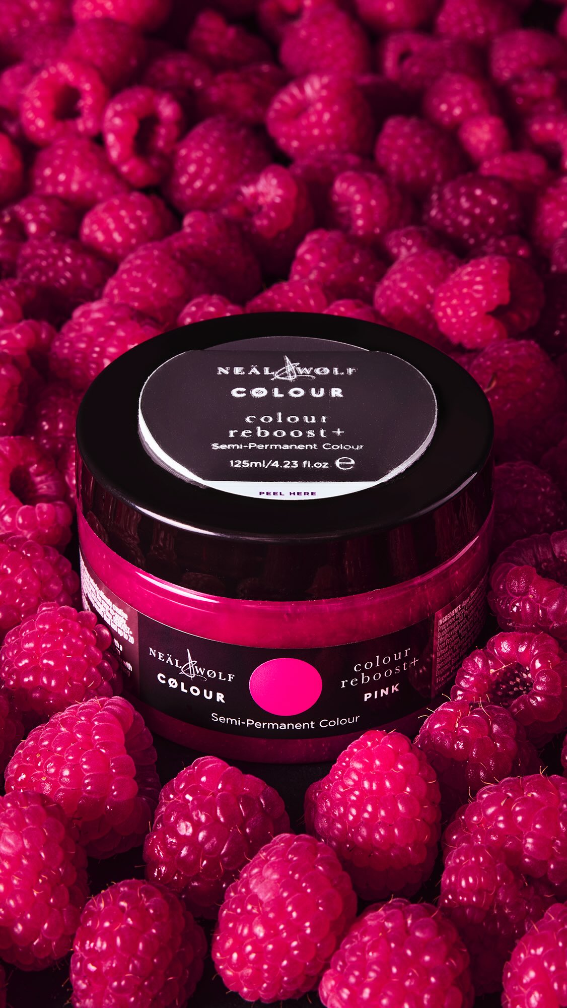 Such a fun part of a recent shoot for @nealandwolf ‘s vivid colour range Reboost+. Graphically representing the product’s colour tones with colour correct food props.
Can you guess what we did with the props after the shoot?! 😋🍴
Lighting by @pixapro @essentialphotovideo
#vividcolours #productphotoshoot #productphotographer #brandphotographer #yorkshirephotographer #lancashirephotographer #campaignphotography #nealandwolf