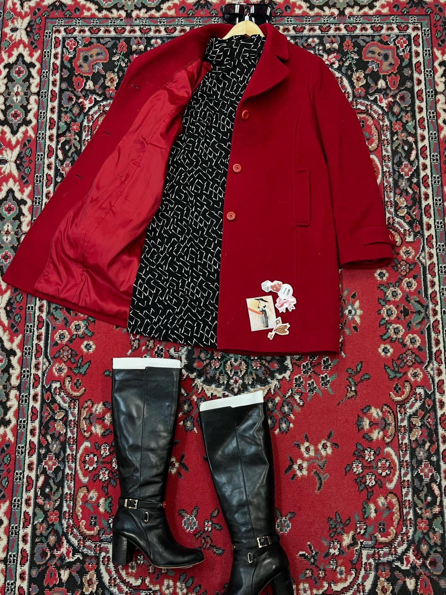 Day to night is easy with this look from Lee! #couchsaleswithldr #ldrstaffpicks
DETAILS:
Sunglasses- $21
Wool Coat- Vintage LL Bean, 12, $39
Dress (back bow pictured)- Dress- Banana Republic, 0, $18
Stickers- $4-$6 Buy one get one free!
Boots- Michael Kors, 7, $59