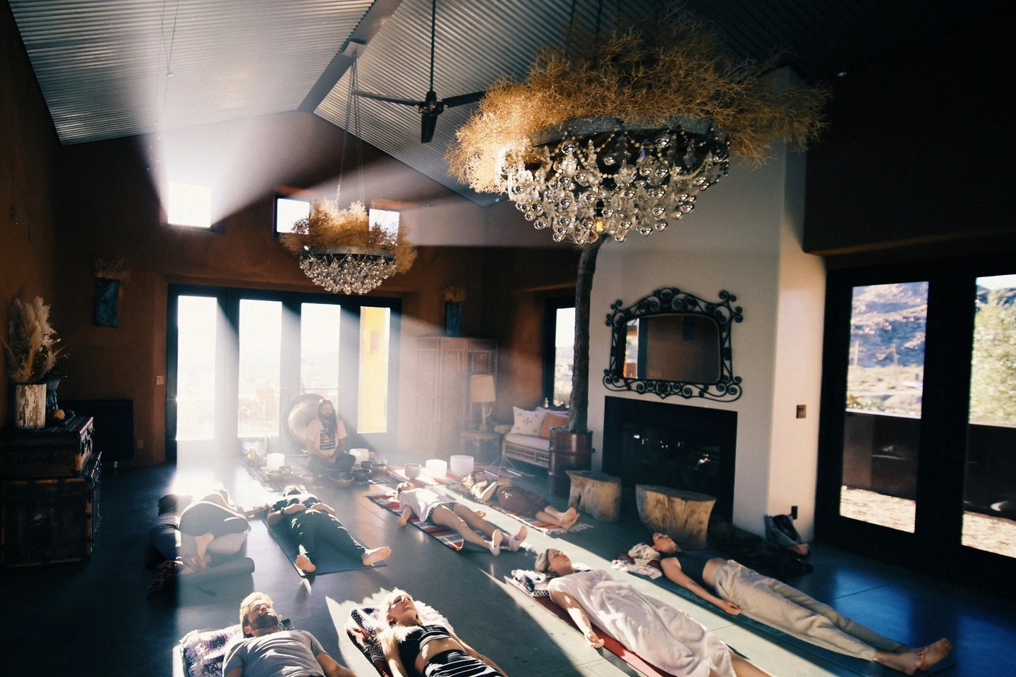 We’re thankful to everyone who attended our sunset sound bath with practitioner Ryan Mussen! Sacred Sands will host monthly sound bath journeys beginning Labor Day weekend. Look out for yoga and tea ceremony experiences as well!
•
•
#joshuatree #sacredsands #joshuatreesoundbath #desertsoundbath #julysoundbath #socalsoundbath #joshuatreeevents #joshuatreeretreat #joshuatreesunset #JTNP #joshuatreenps #joshuatreevibes #soundhealing #soundjourney #joshuatreelife #desertlife #soundbath #sacredsandsretreats #sacredsandssoundbath #meditation #energyhealing #energywork