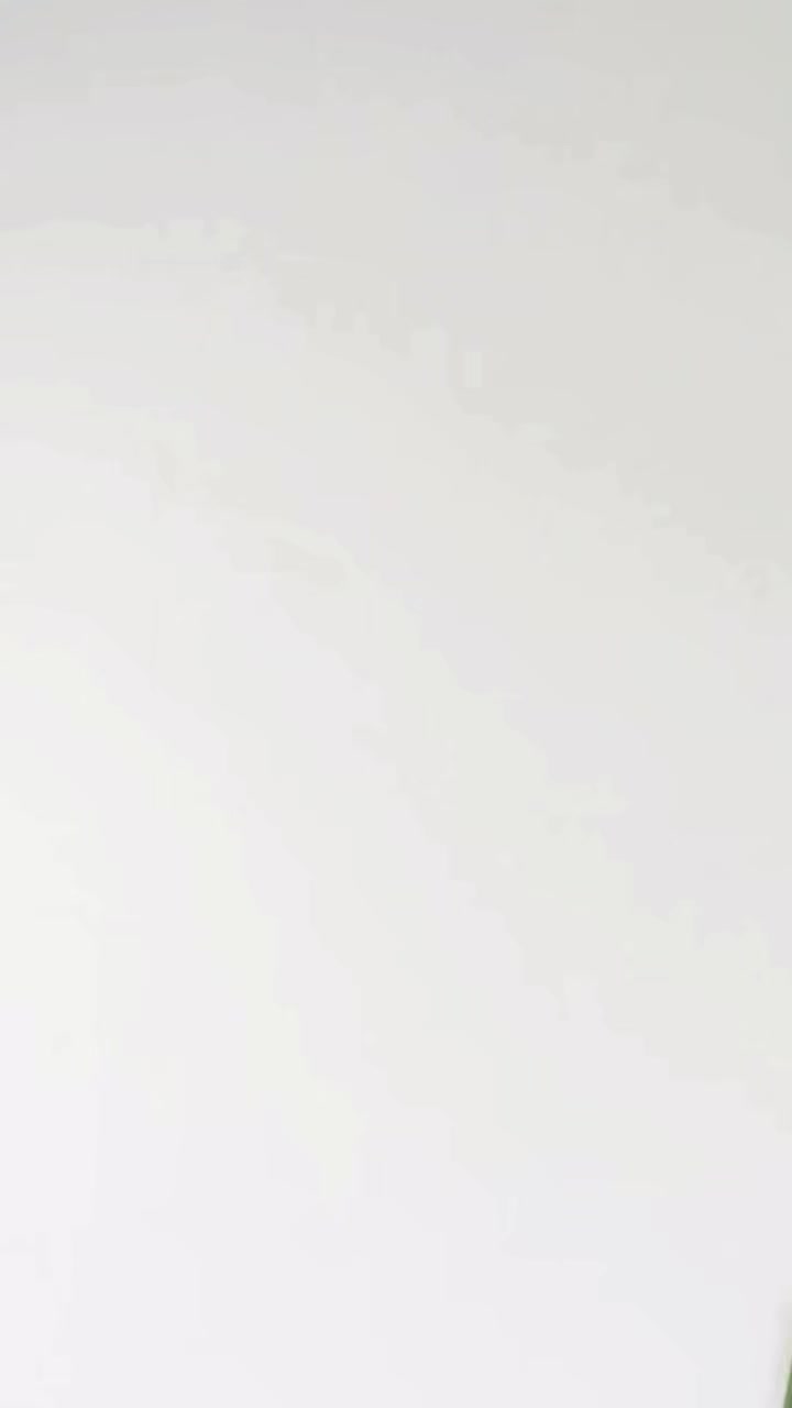 🔥 Micra : inventez le mélange des couleurs et des graphismes! 🎨
La collection Micra mixe avec audace bétons colorés, fragments incrustés et graphismes vibrants pour un rendu unique.
Couleurs peps ou couleurs plus douces dans les tons neutres : Micra s’adapte à tous les styles et transforme vos espaces en terrain de jeu déco ✨
Osez un carrelage qui a du caractère !
👉 Disponible chez Top Carrelage Valenciennes
#Micra #CarrelageDesign #CarrelageColoré #DécoAudacieuse #TopCarrelage #Valenciennes 🎯