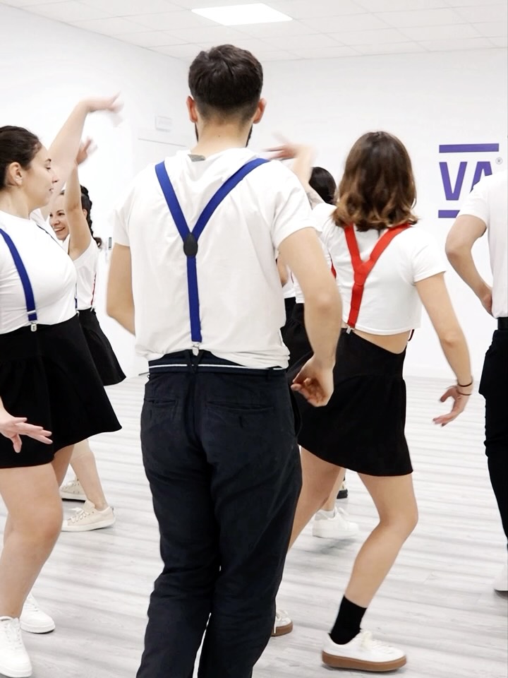 Súper promo #sanvalentin 💘
2x1 para parejas / 3x2 para amigos
Apúntate a salsa, bachata o kizomba
Tenemos clases para todos los niveles
No lo pienses y reserva tu prueba! ✉️
🖥️ vivrastudio.com
📲 644 879 386
ℹ️ Hasta 14/02
#salsa #bachata #kizomba #vivra