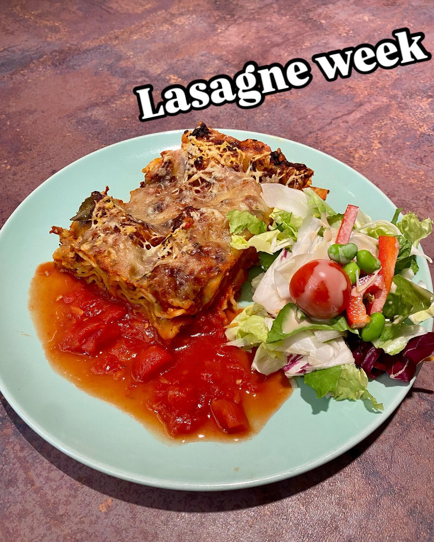 Langsam endet unsere Lasagne Woche…. Kommt noch schnell vorbei ;) freuen uns auf euch!! #kemmlers #lunchmünchen #parkstadtschwabing #münchenliebe❤️ #businesslunch #mittagessen #mittagspause #munich #picoftheday