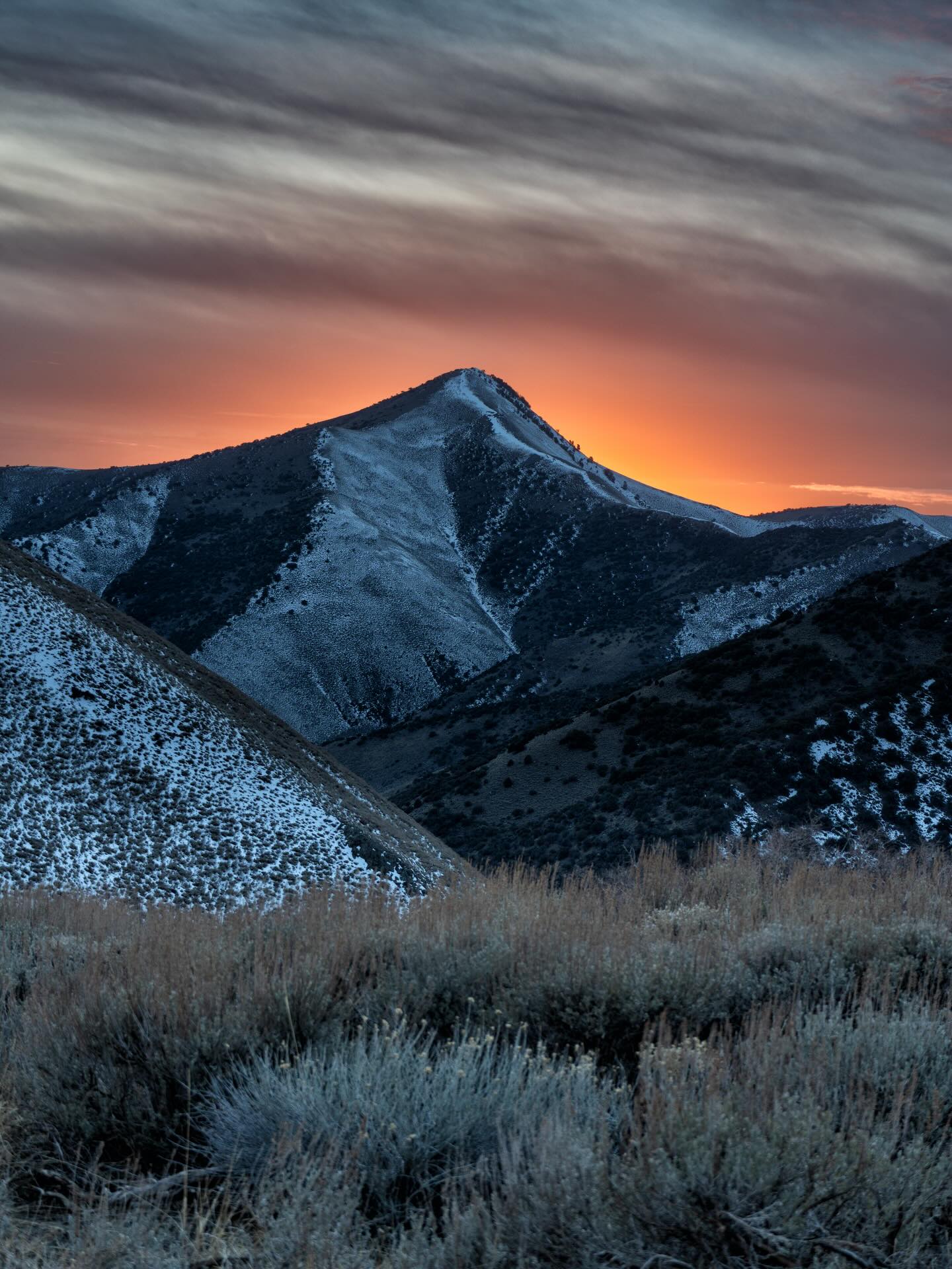 Winter camping in the the Toiyabe Range. Interesting to think we may be the only ones in the entire mountain range.
#explorenevada #lettheoutsidein #nevadasunsets