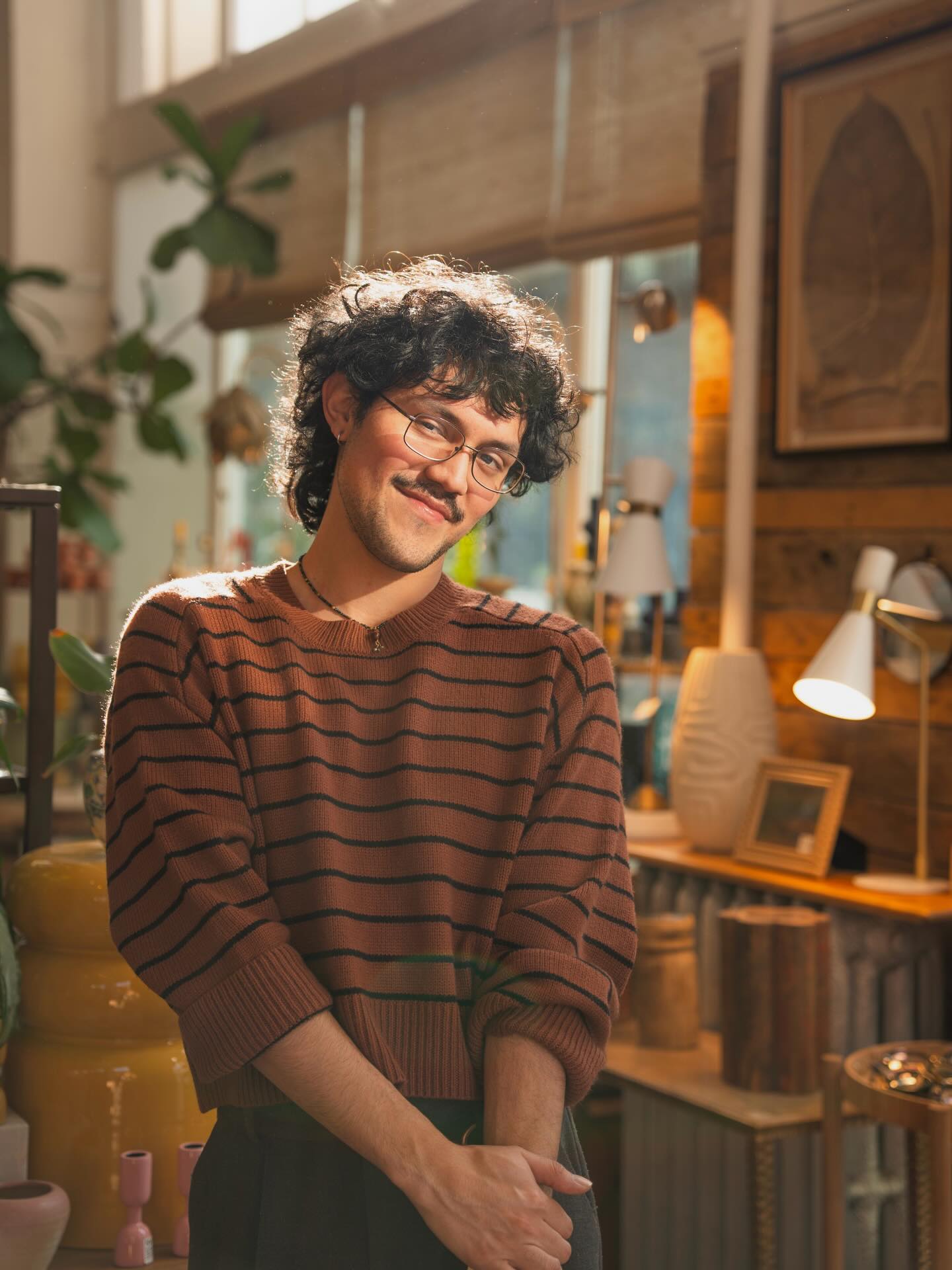 All you need it #sunlight
What’s a surprise day with sunlight out in winter.
Met nice model @retrofithomeseattle 🤗
#seattlecapitalhill #seattlephotographer #seattlestreetphotography #lifeinseattle